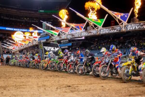 Read more about the article 2025 SuperMotocross Schedule: AMA Supercross, Pro Motocross & World Championship Finals