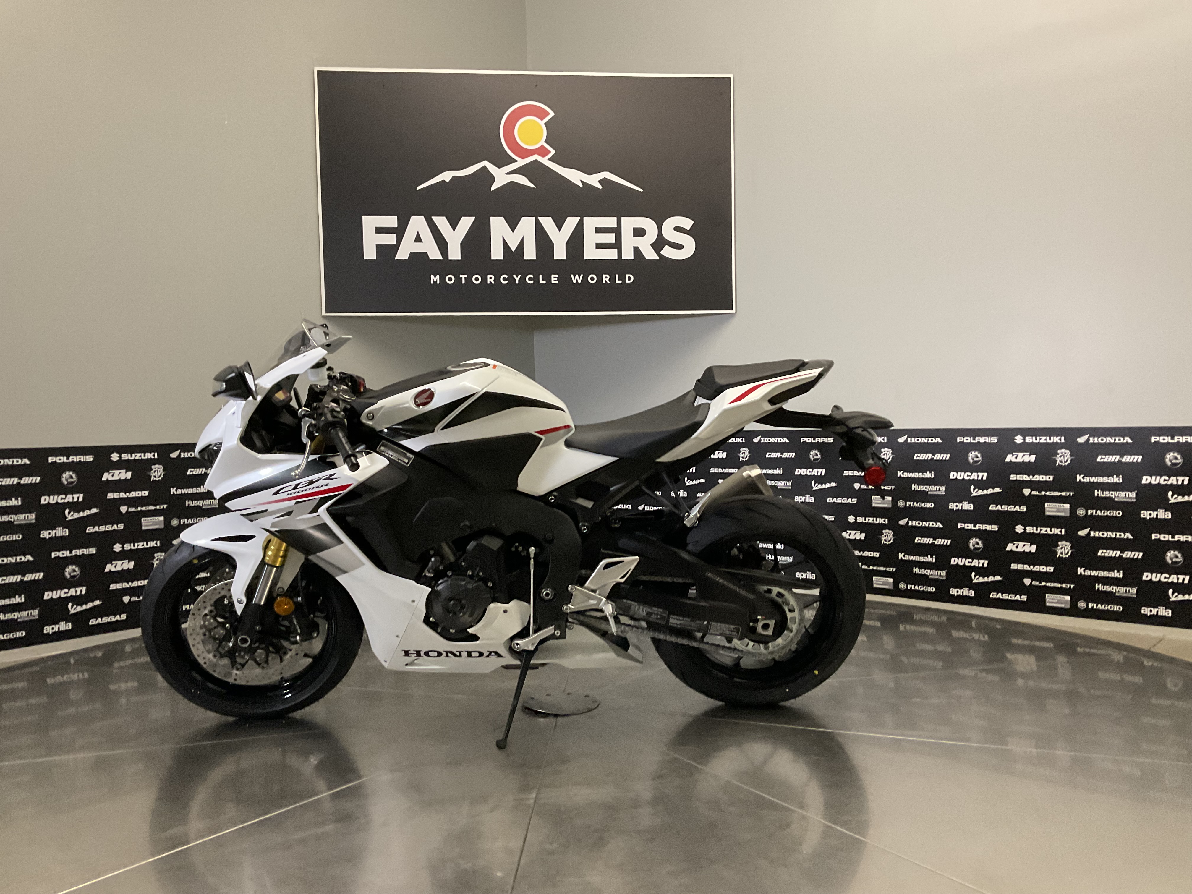 2026-HONDA-CBR1000RRT-74714H in Greenwood Village, CO | Fay Myers 2026-HONDA-CBR1000RRT-74714H in Greenwood Village, CO | Fay Myers