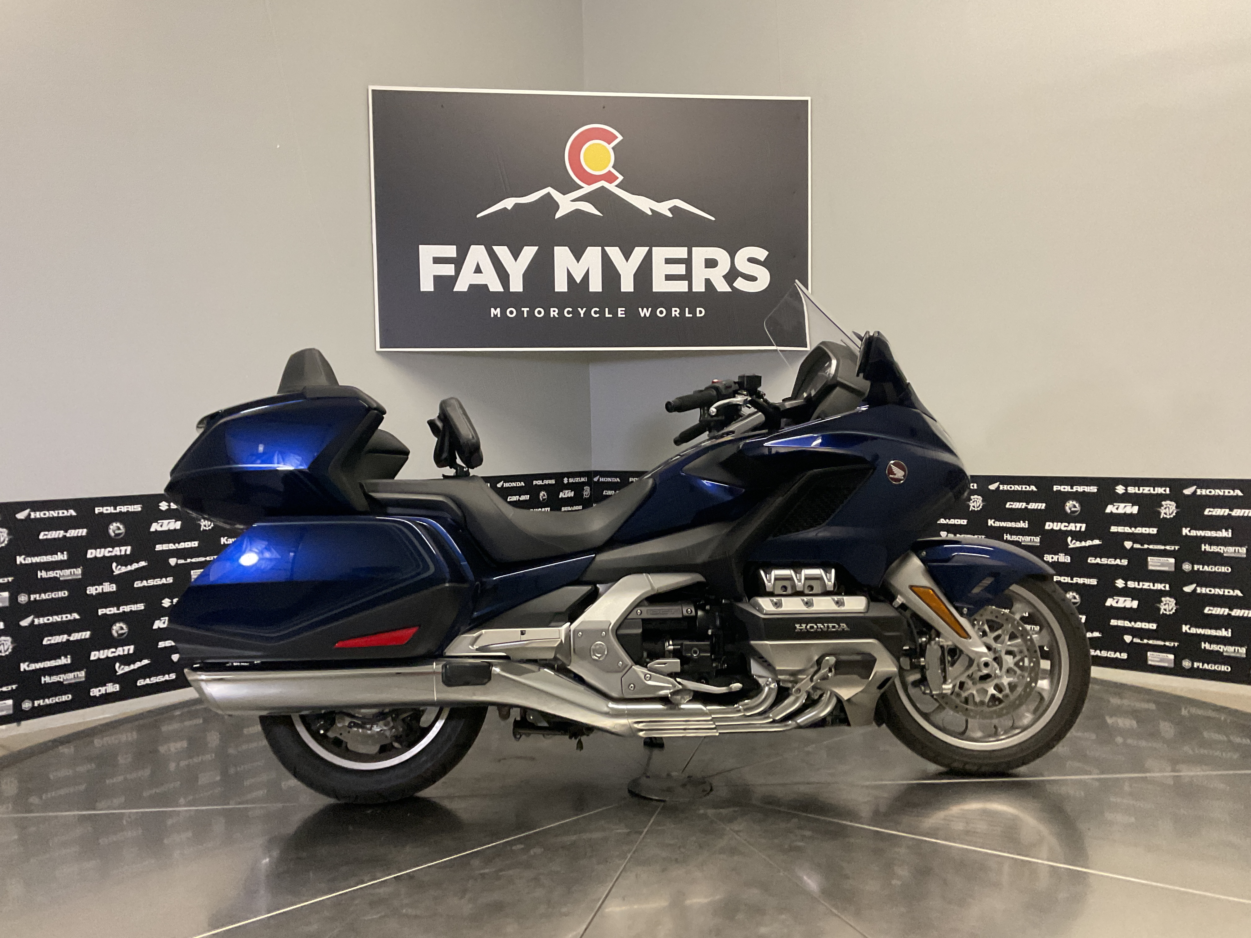 2018 HONDA GOLDWING TOUR DCT Used Units - Motorcycle