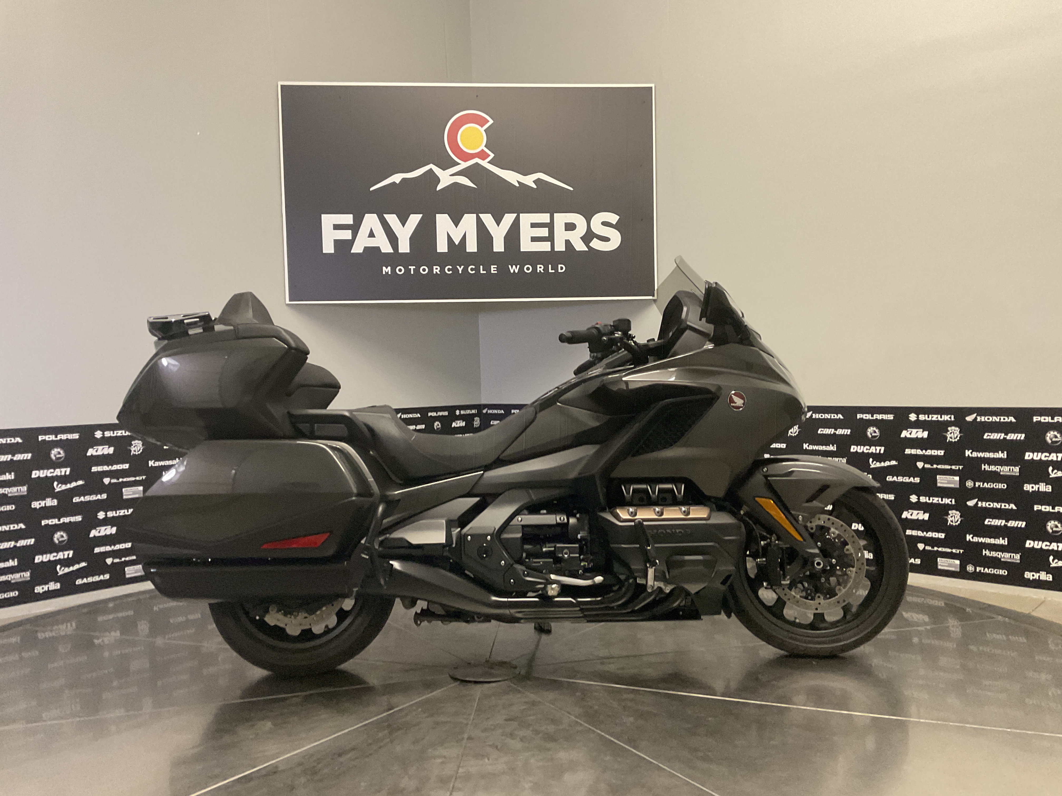 2024 HONDA GOLDWING TOUR Used Units - Motorcycle