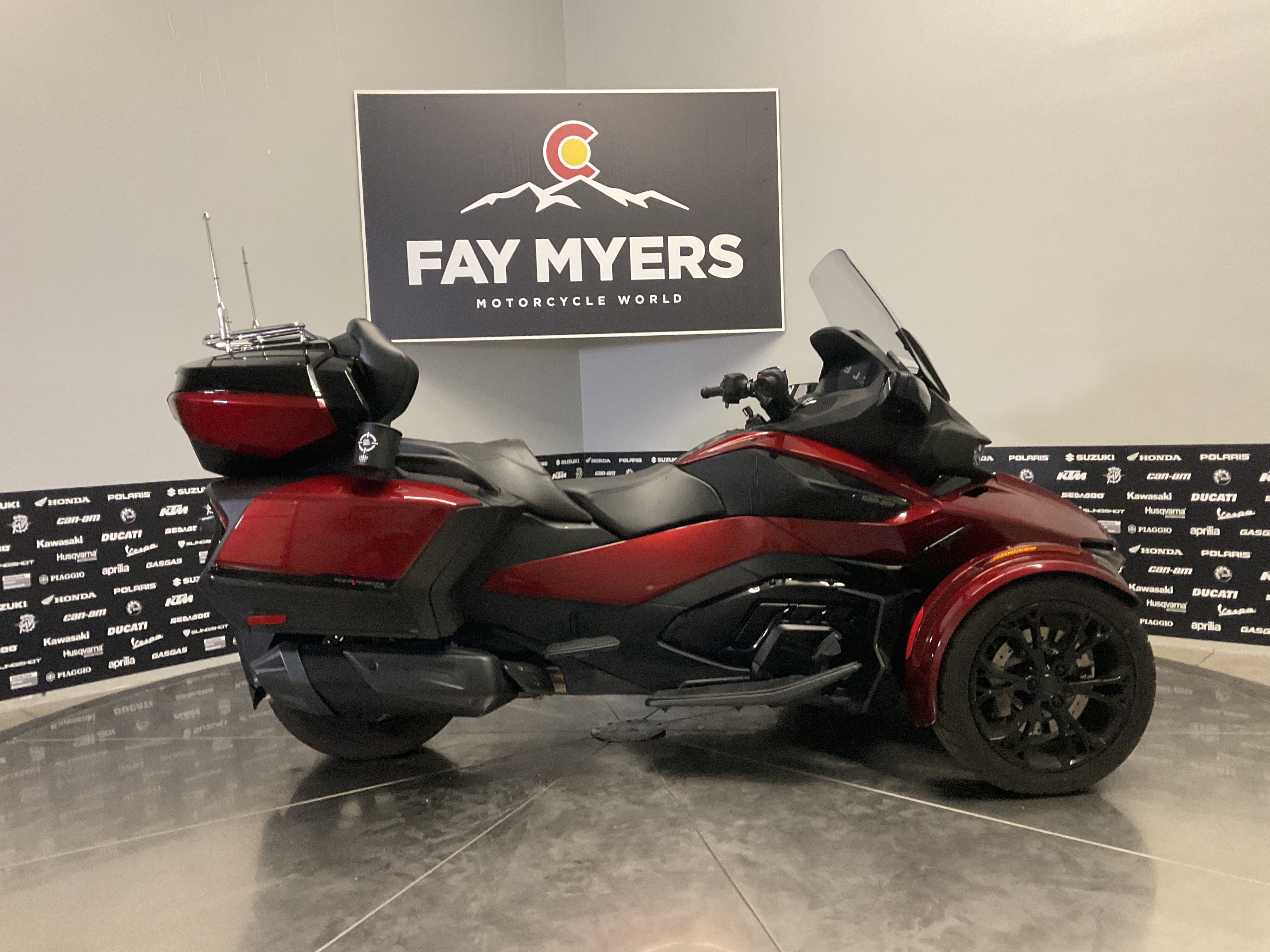 2025 CAN-AM SPYDER RT LIMITED Used Units - 3-Wheel