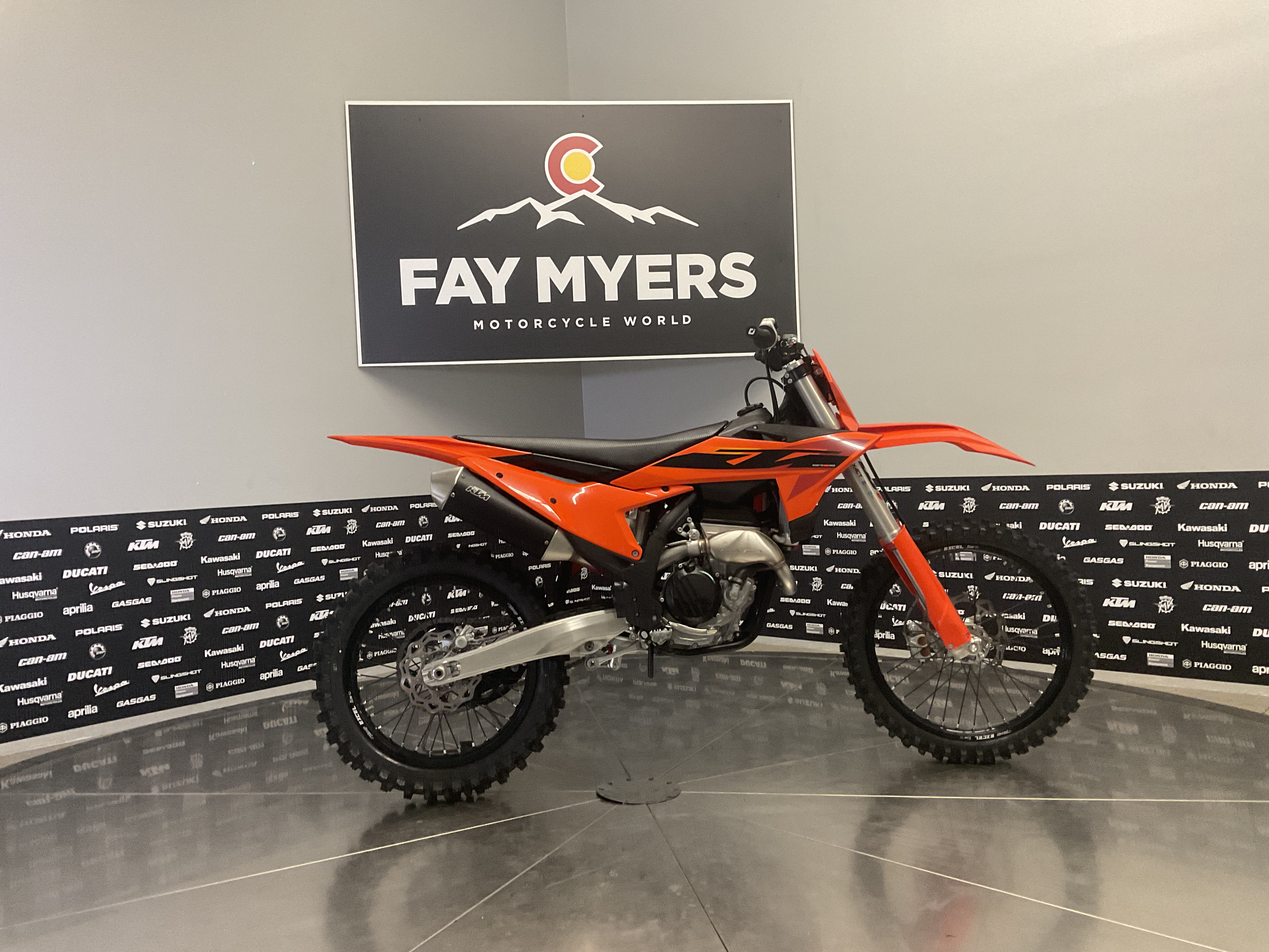 2025 KTM 250 SX-F New Units - KTM Dirt Bike