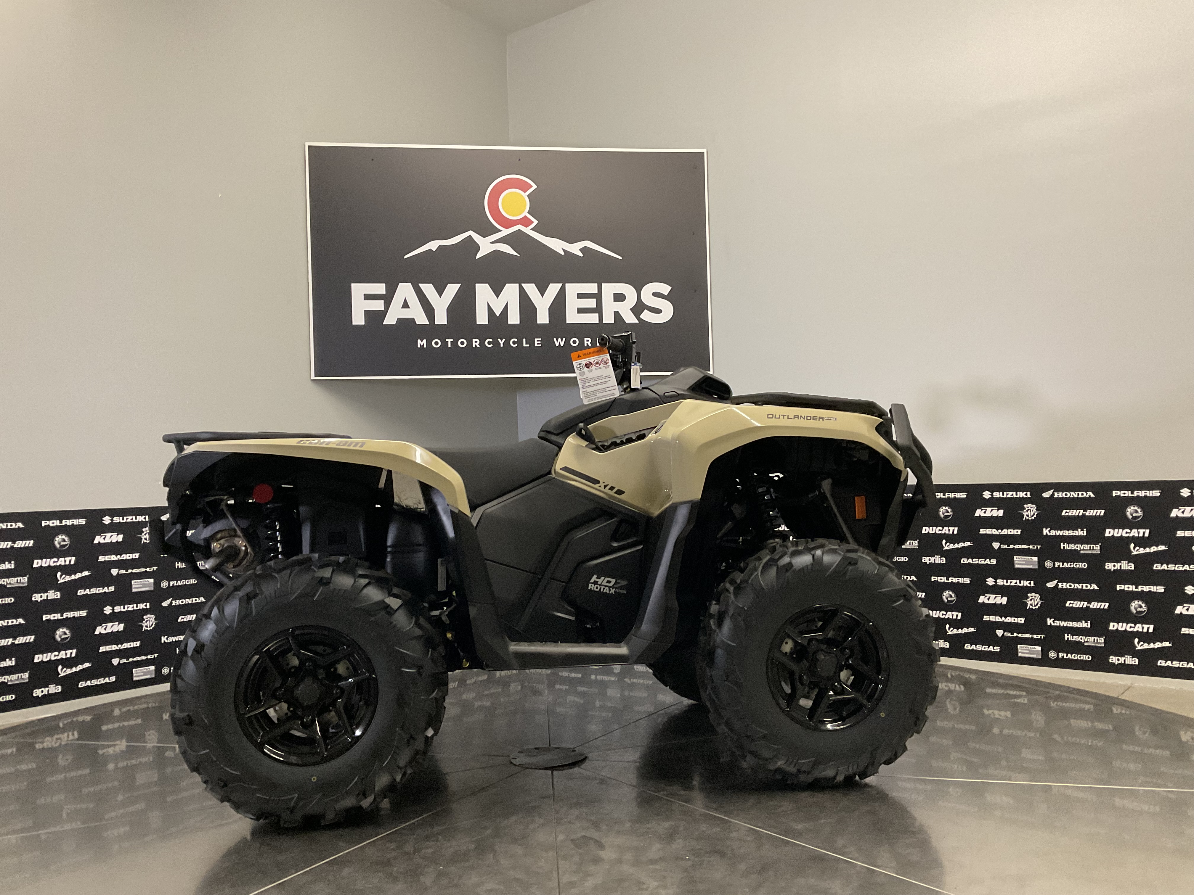 2026 CAN-AM OUTLANDER PRO HD7 New Units - BRP Can-Am ATV