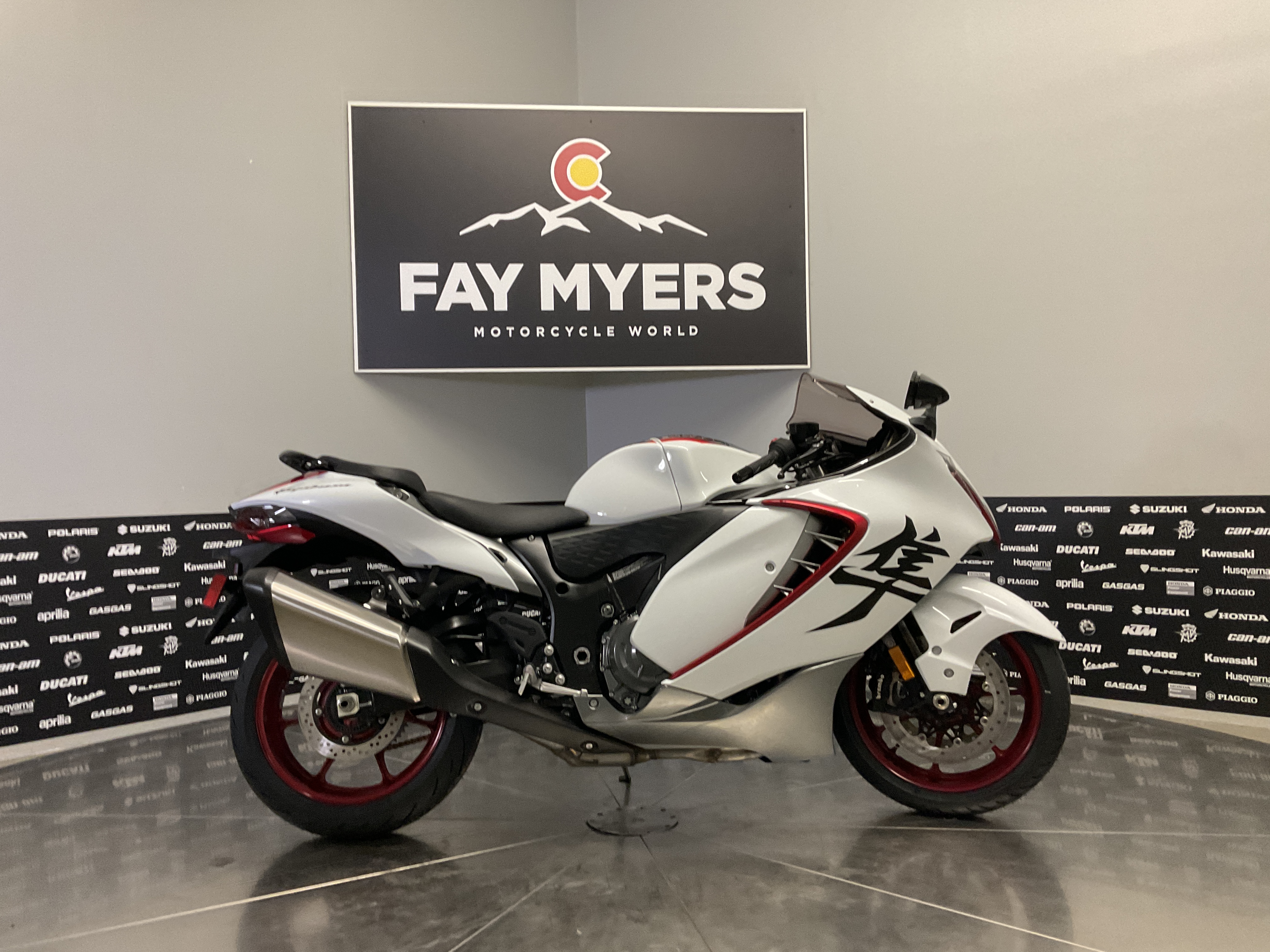 2027 SUZUKI HAYABUSA SPECIAL EDITION New Units - Suzuki Motorcycle