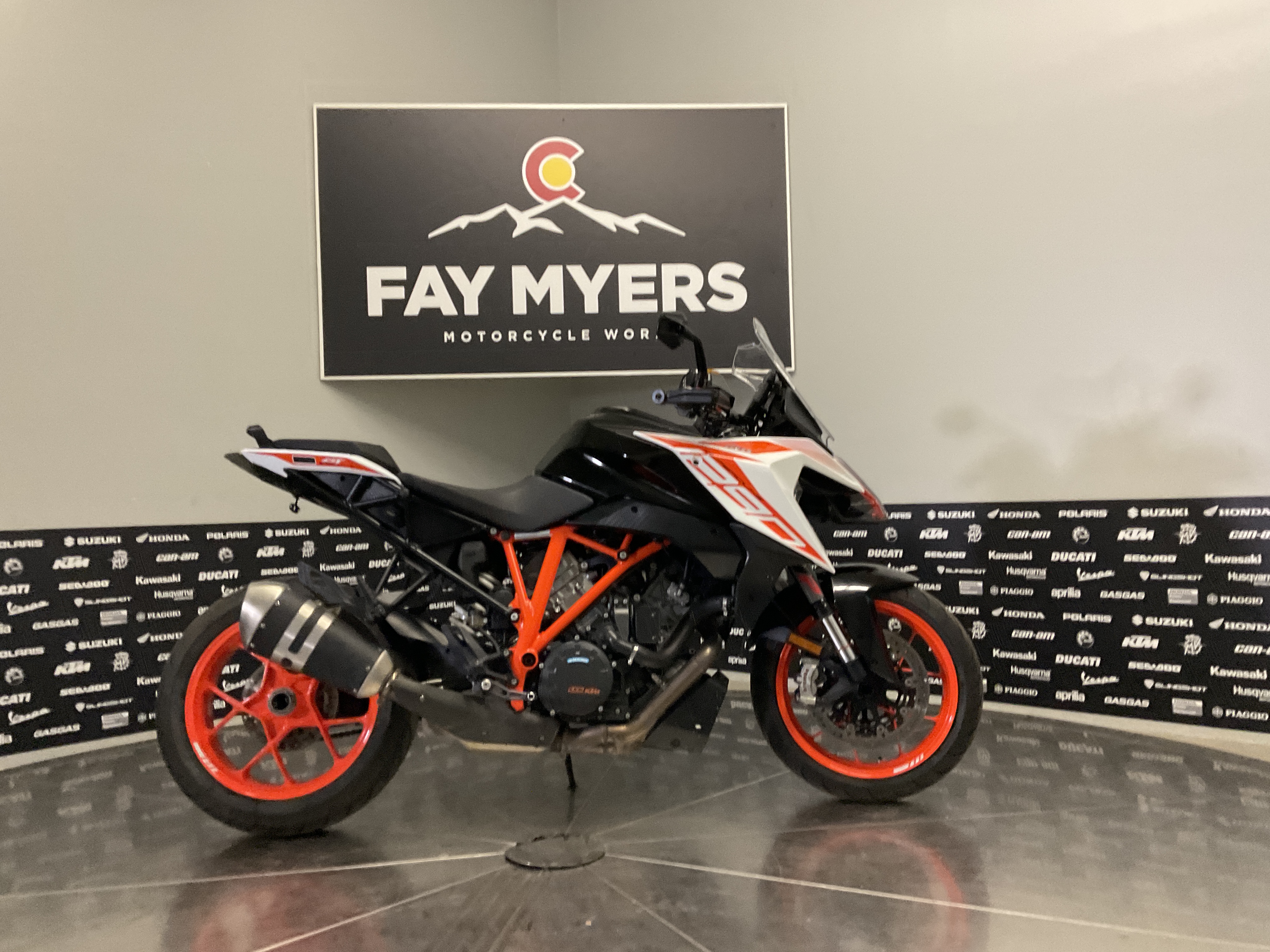 2019 KTM 1290 SUPER DUKE GT Used Units - Motorcycle
