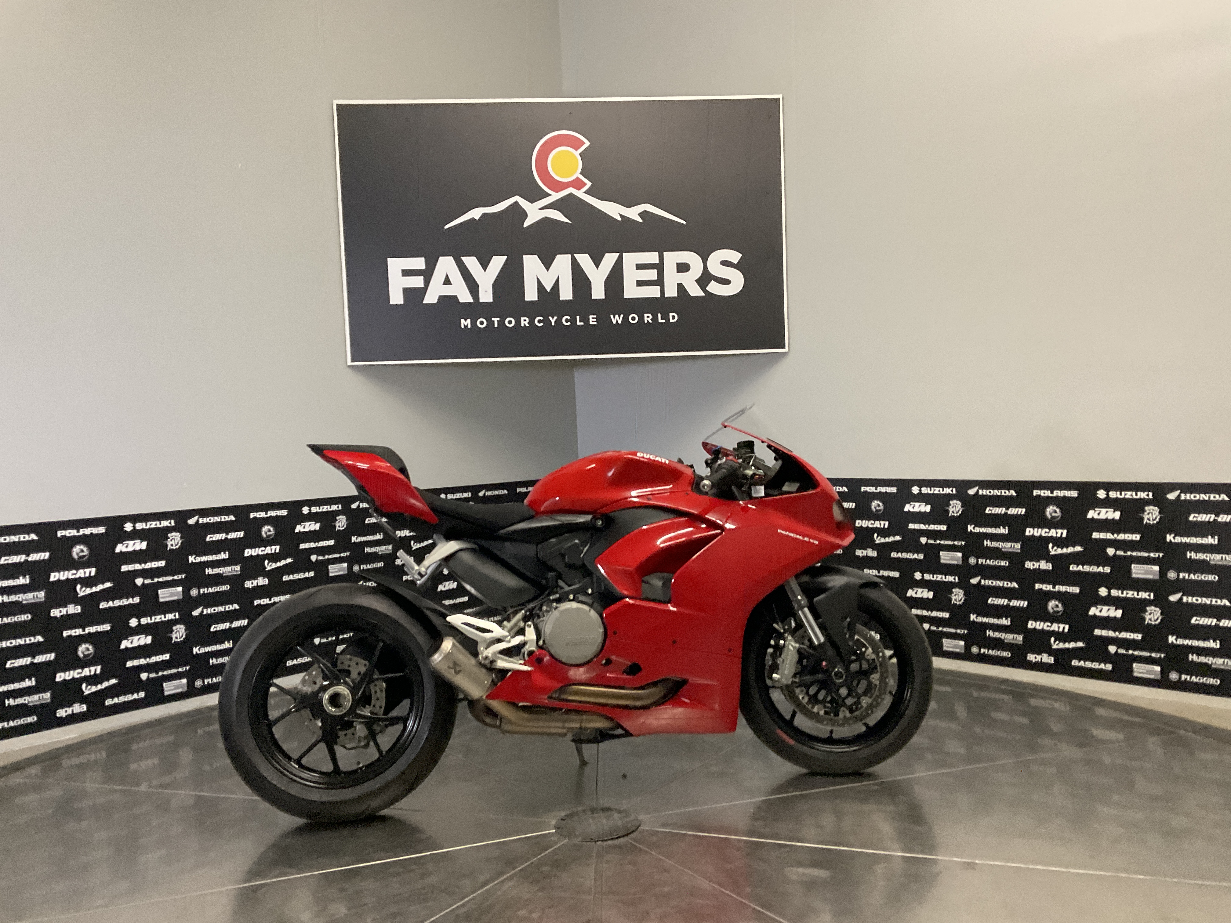 2024 Ducati PANIGALE V2 Base