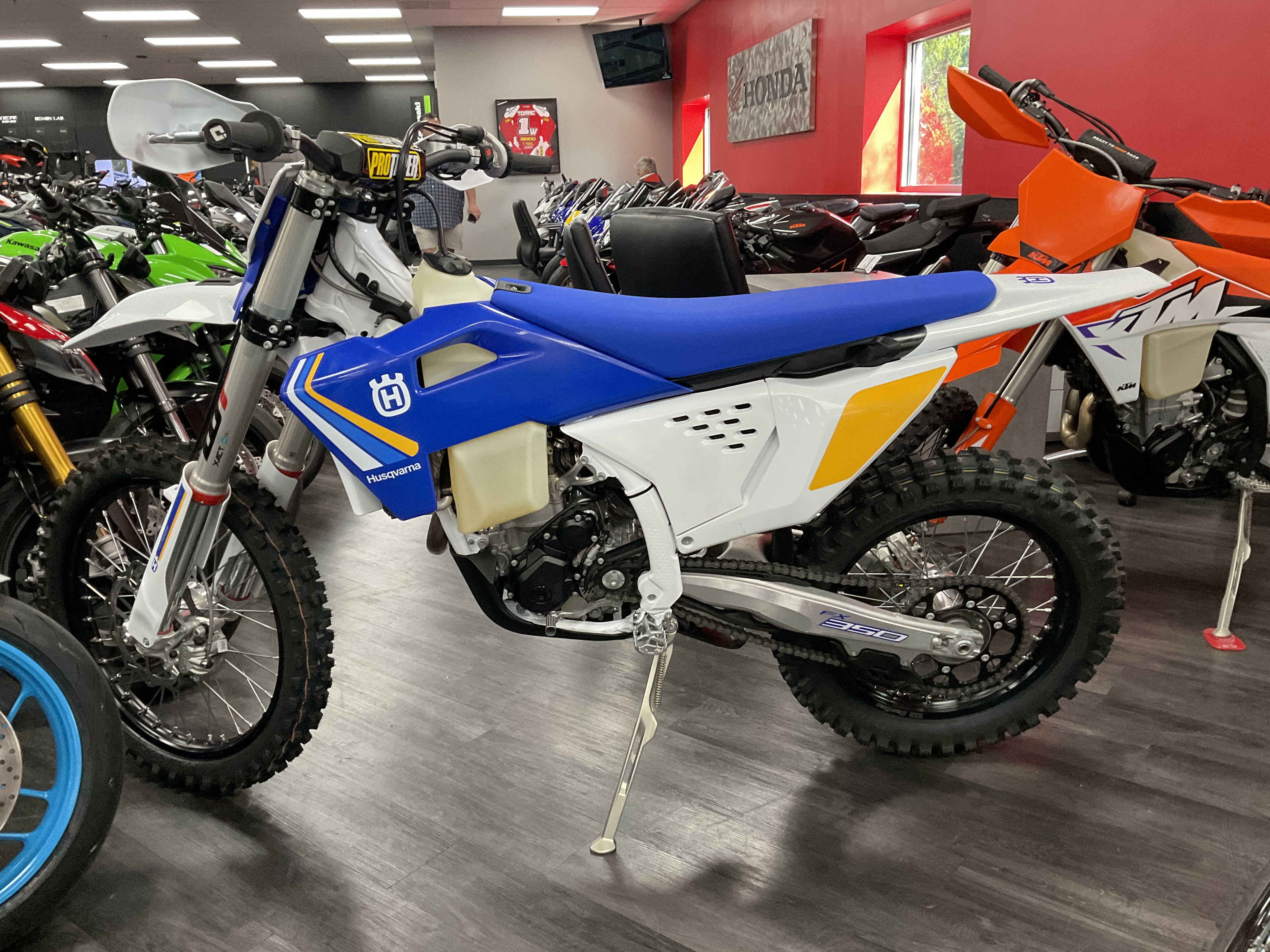 2025 HUSQVARNA FX 350 HERITAGE Used Units - Dirt Bike