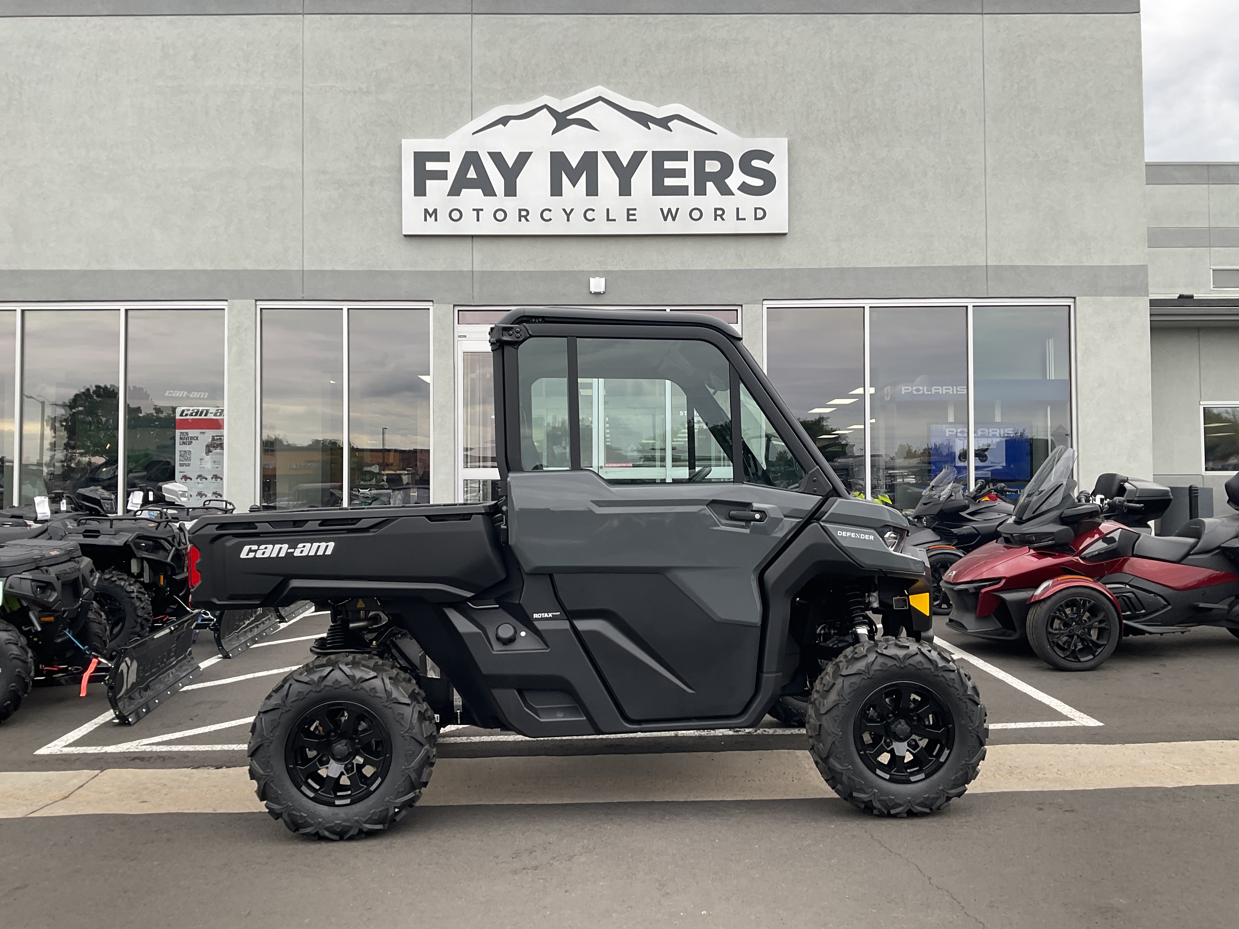 2027 CAN-AM DEFENDER DPS CAB HV HD9 New Units - BRP Can-Am Utility Vehicle