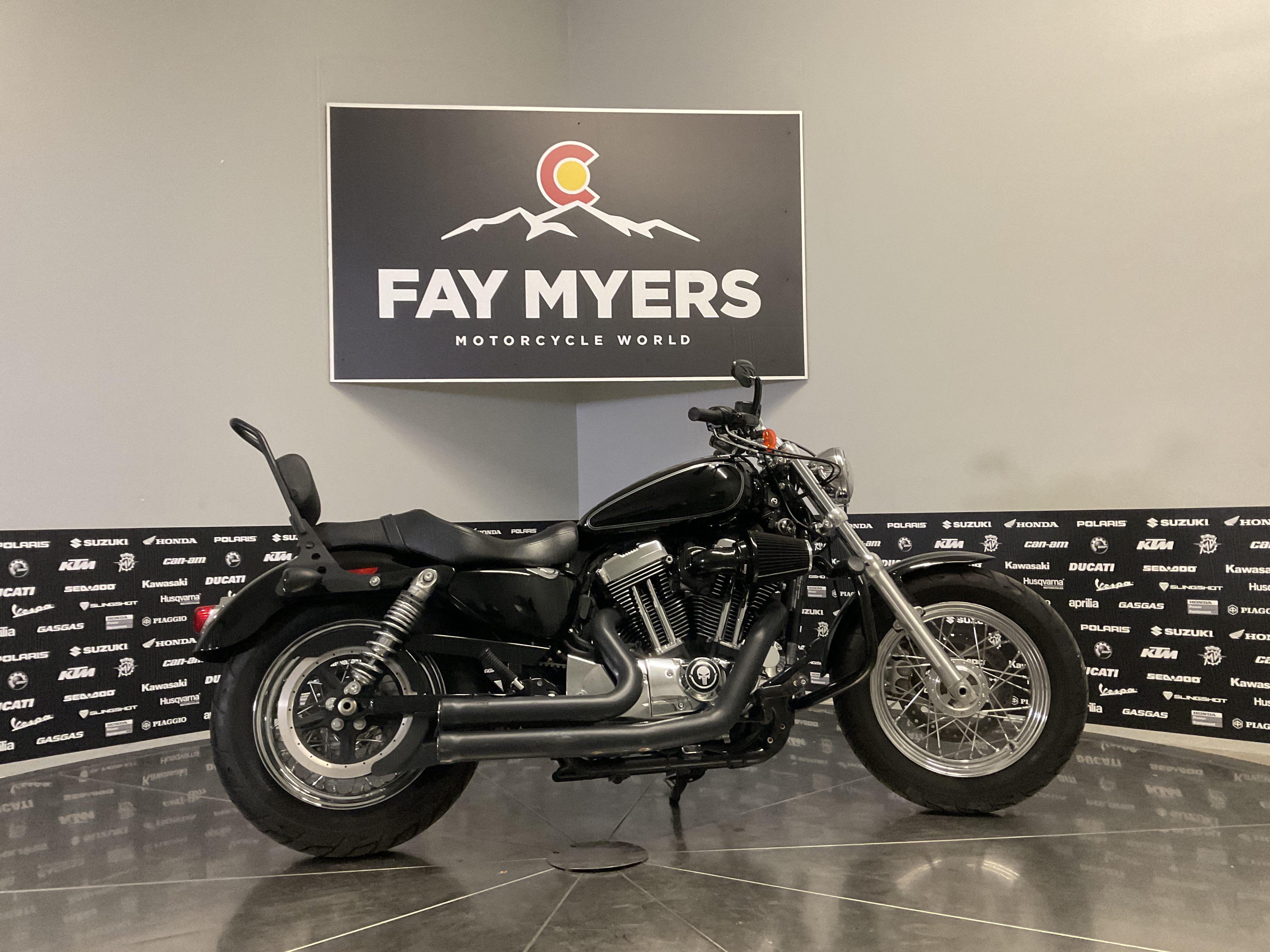 2017 HARLEY-DAVIDSON SPORTSTER 1200 CUSTOM Used Units - Motorcycle