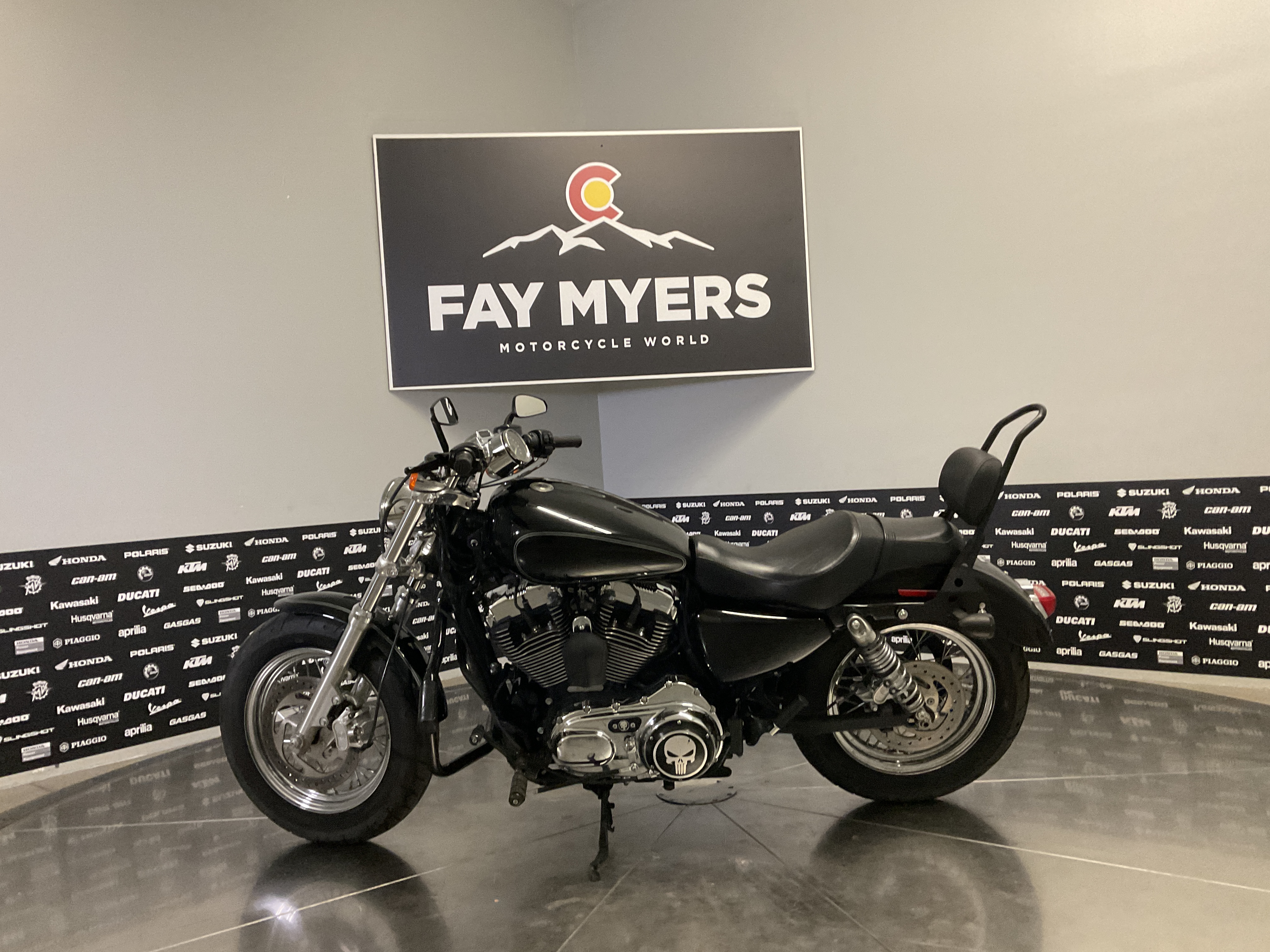 2017 HARLEY-DAVIDSON SPORTSTER 1200 CUSTOM Used Units - Motorcycle
