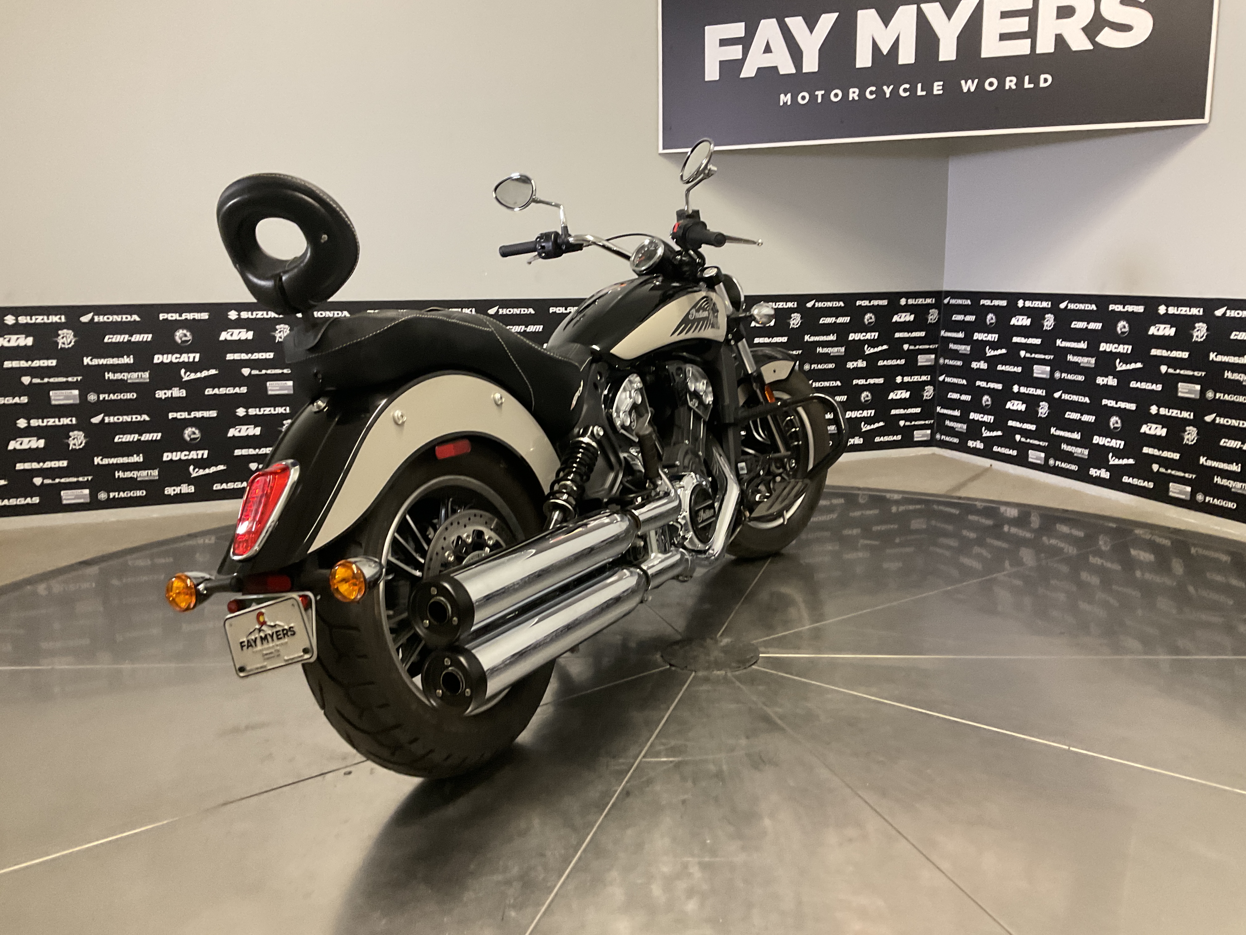 2023 INDIAN SCOUT ICON ABS Used Units - Motorcycle