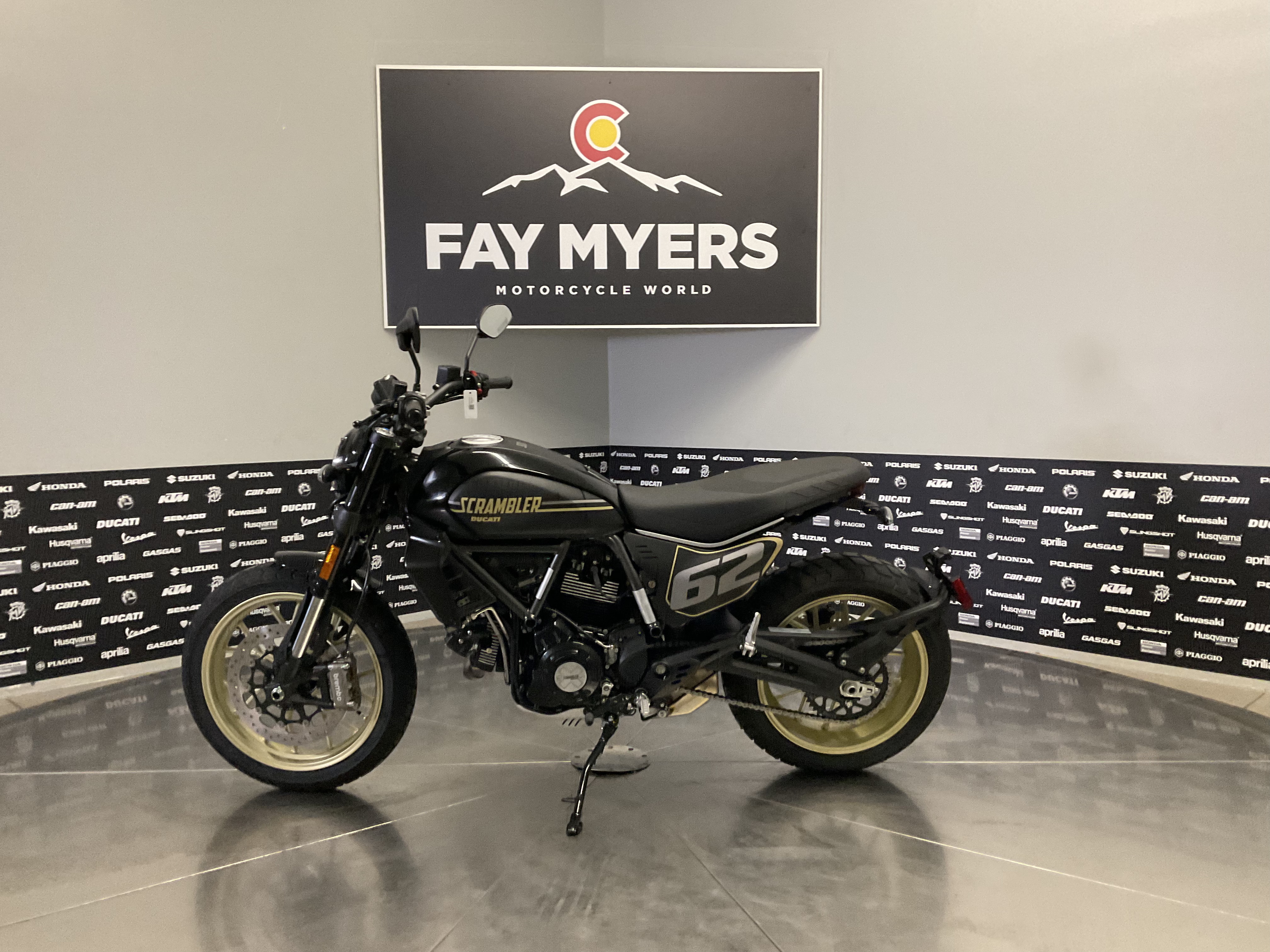 2025 DUCATI SCRAMBLER 800 FULL THROTTLE New Units - Ducati Motorcycle