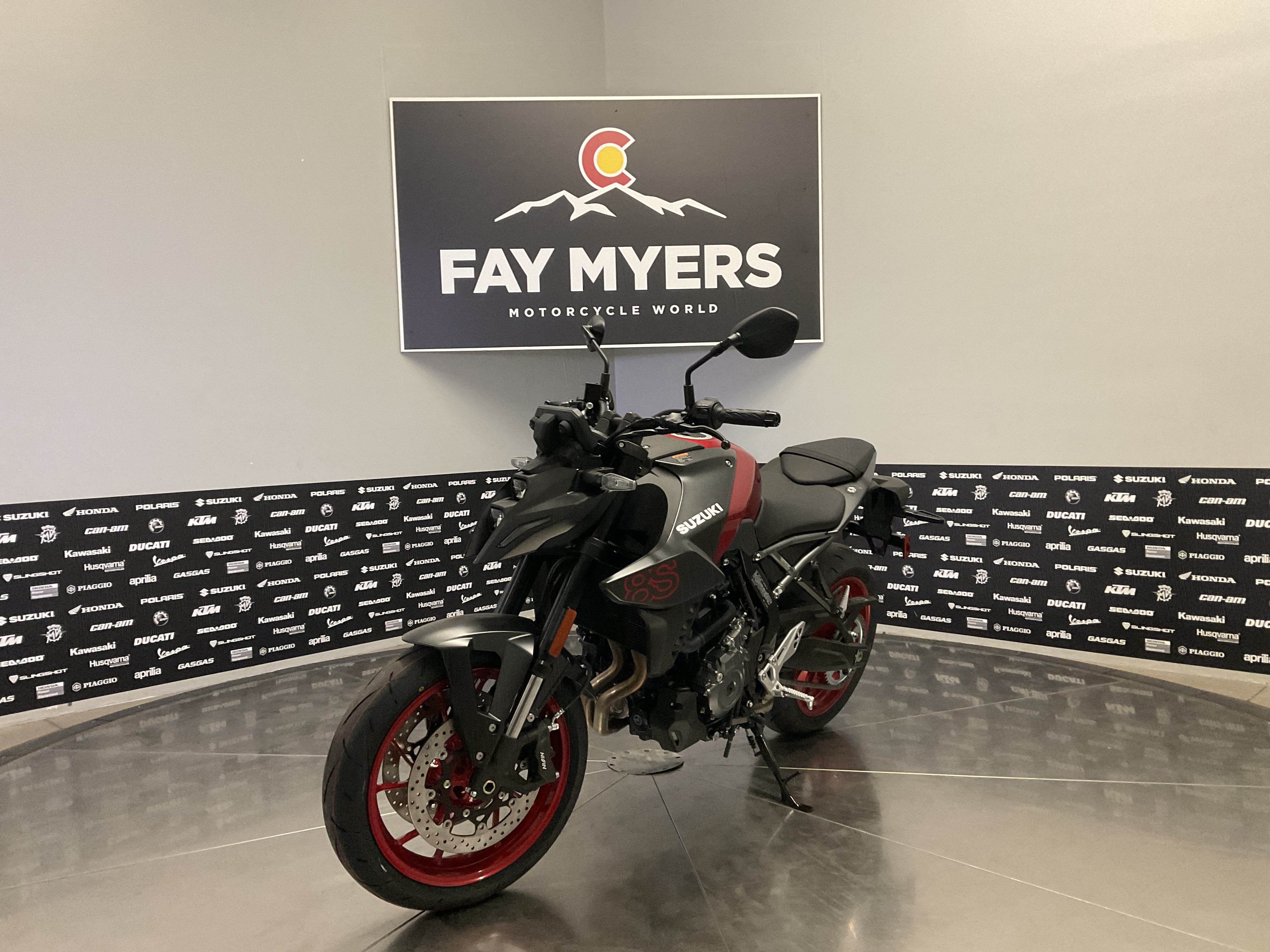 2026 SUZUKI GSX-8S New Units - Suzuki Motorcycle