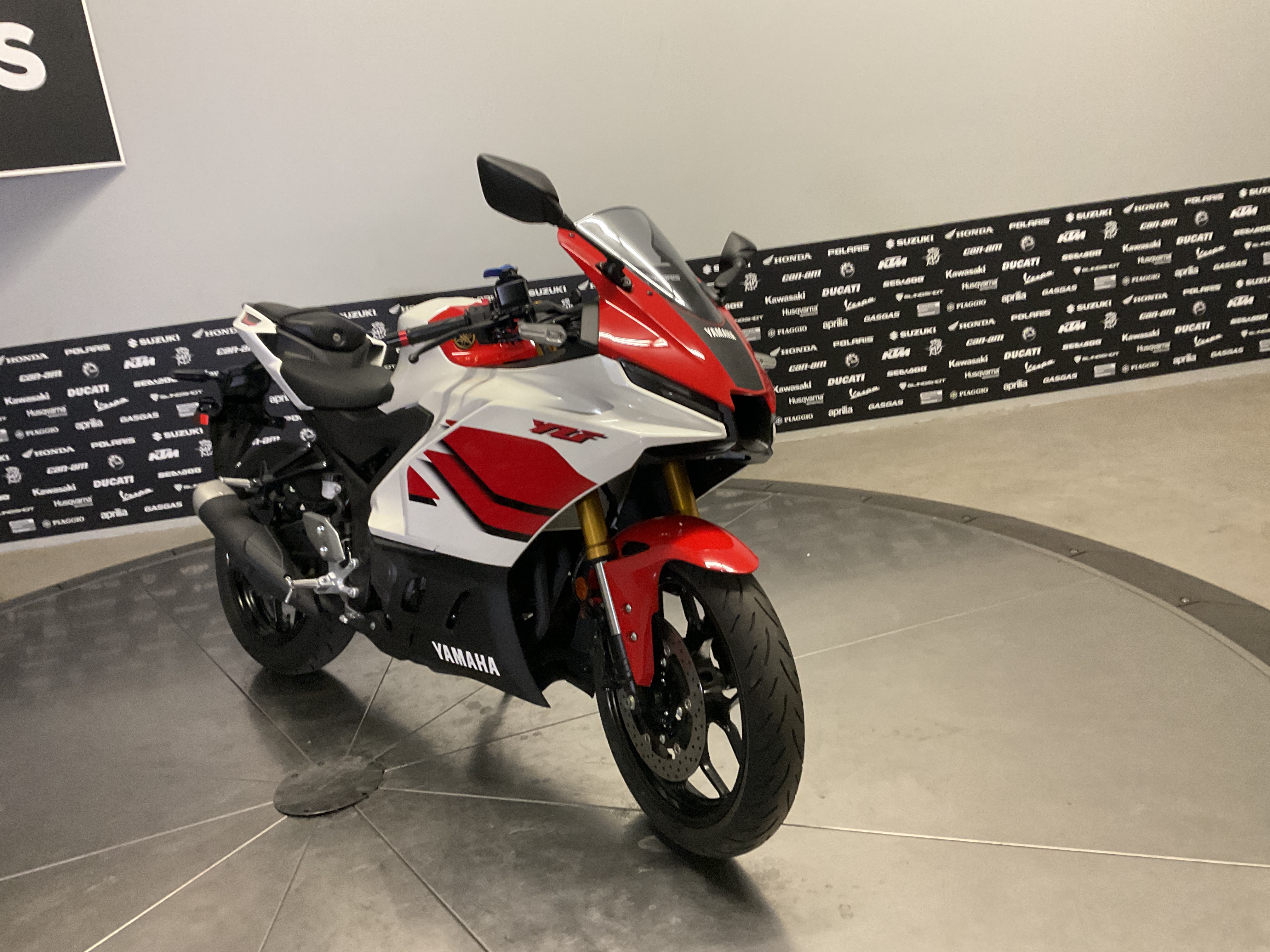 2026 YAMAHA YZF-R3 ABS Used Units - Motorcycle