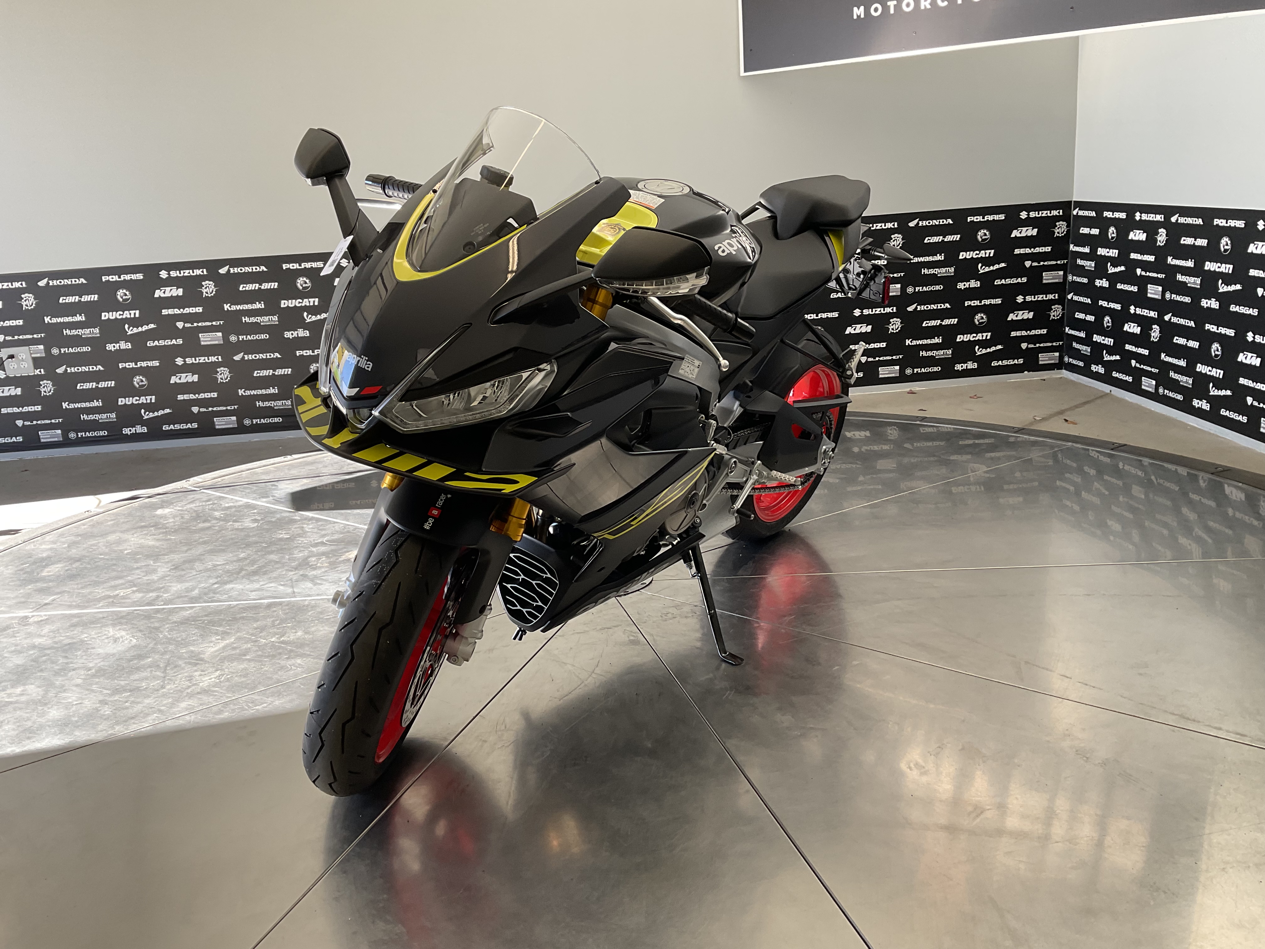 2027 APRILIA RS 660 New Units - Aprilia Motorcycle