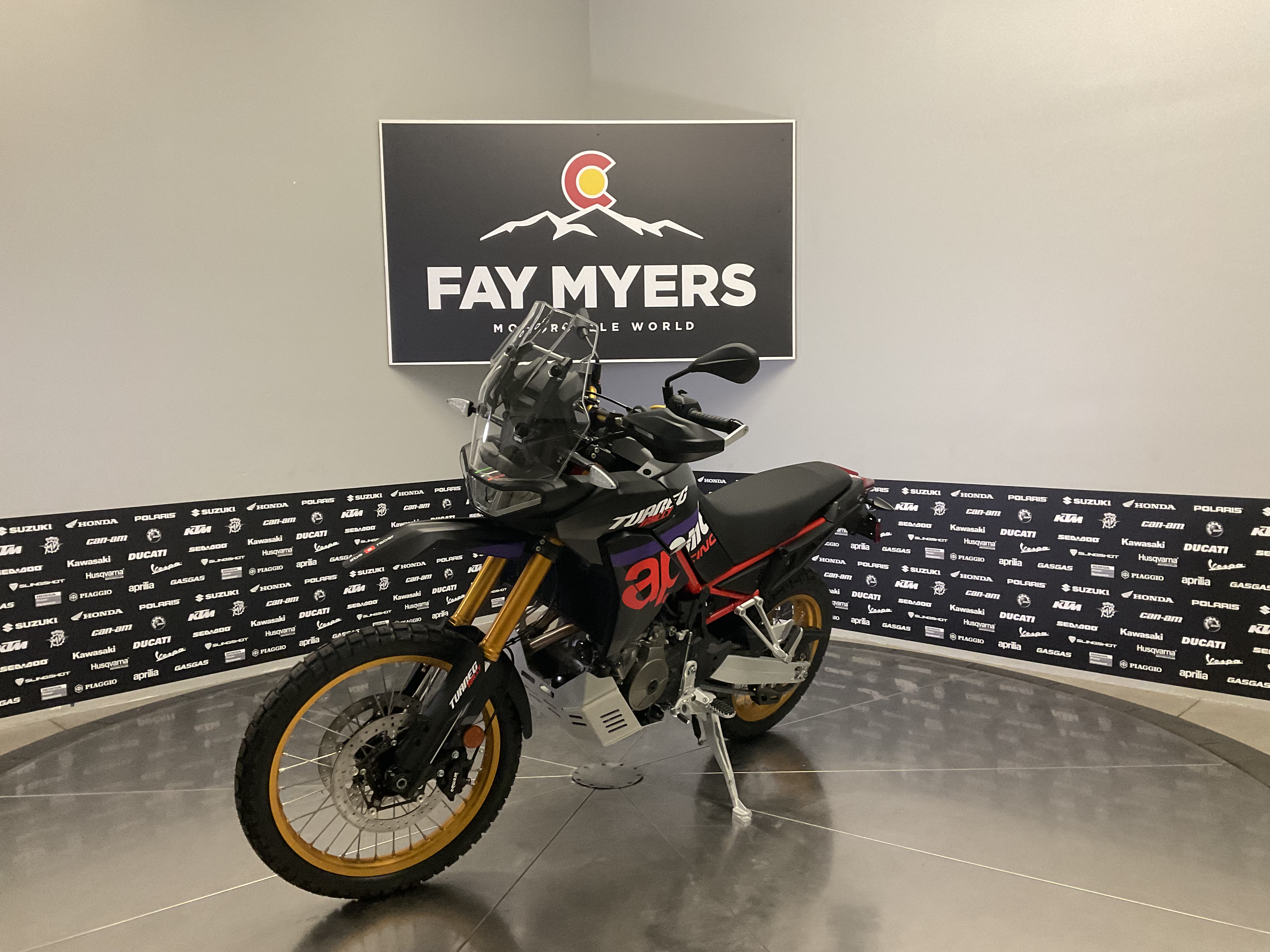 2027 APRILIA TUAREG 660 RALLY New Units - Aprilia Motorcycle