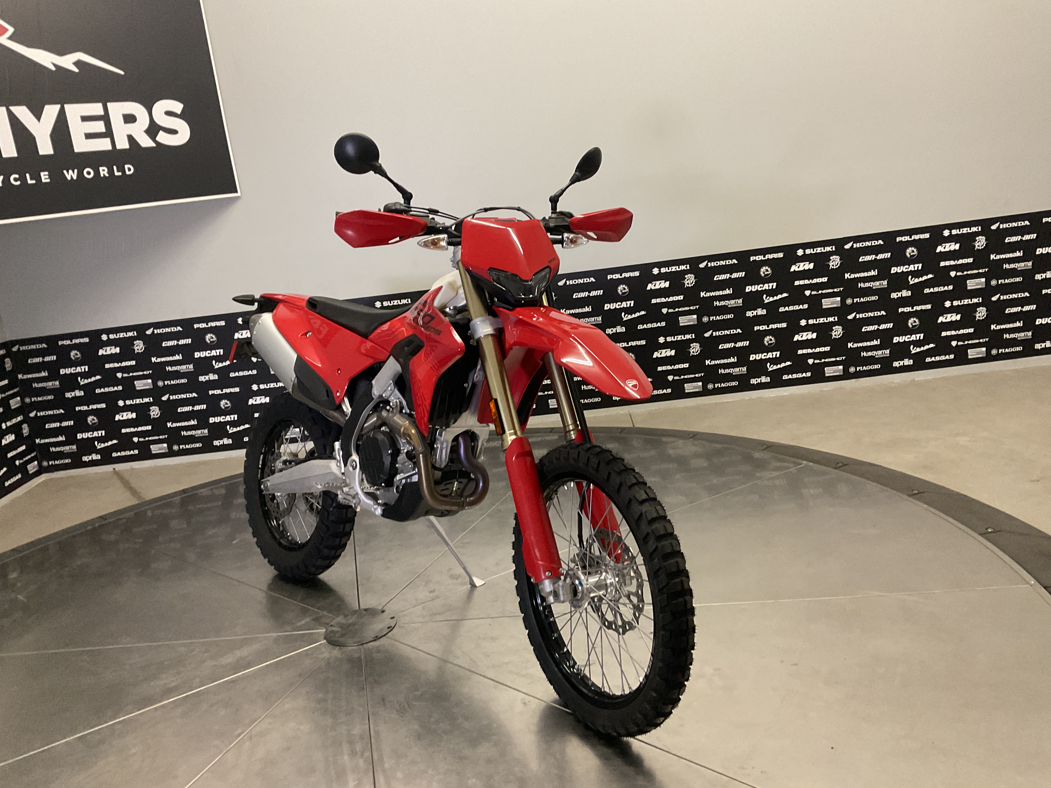 2027 DUCATI DESMO 450 EDS DIRTBIKE New Units - Ducati Dirt Bike