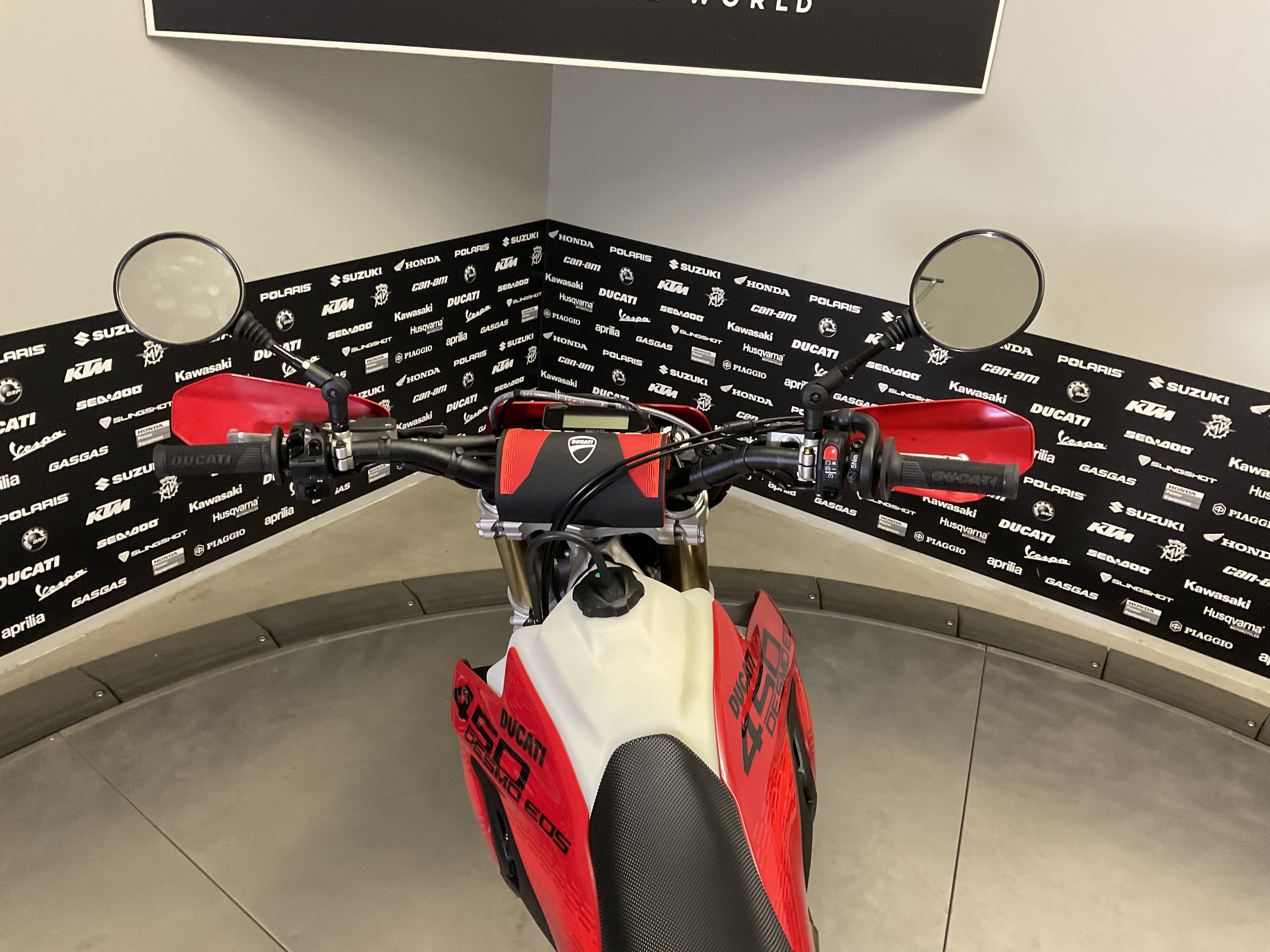 2027 DUCATI DESMO 450 EDS DIRTBIKE New Units - Ducati Dirt Bike