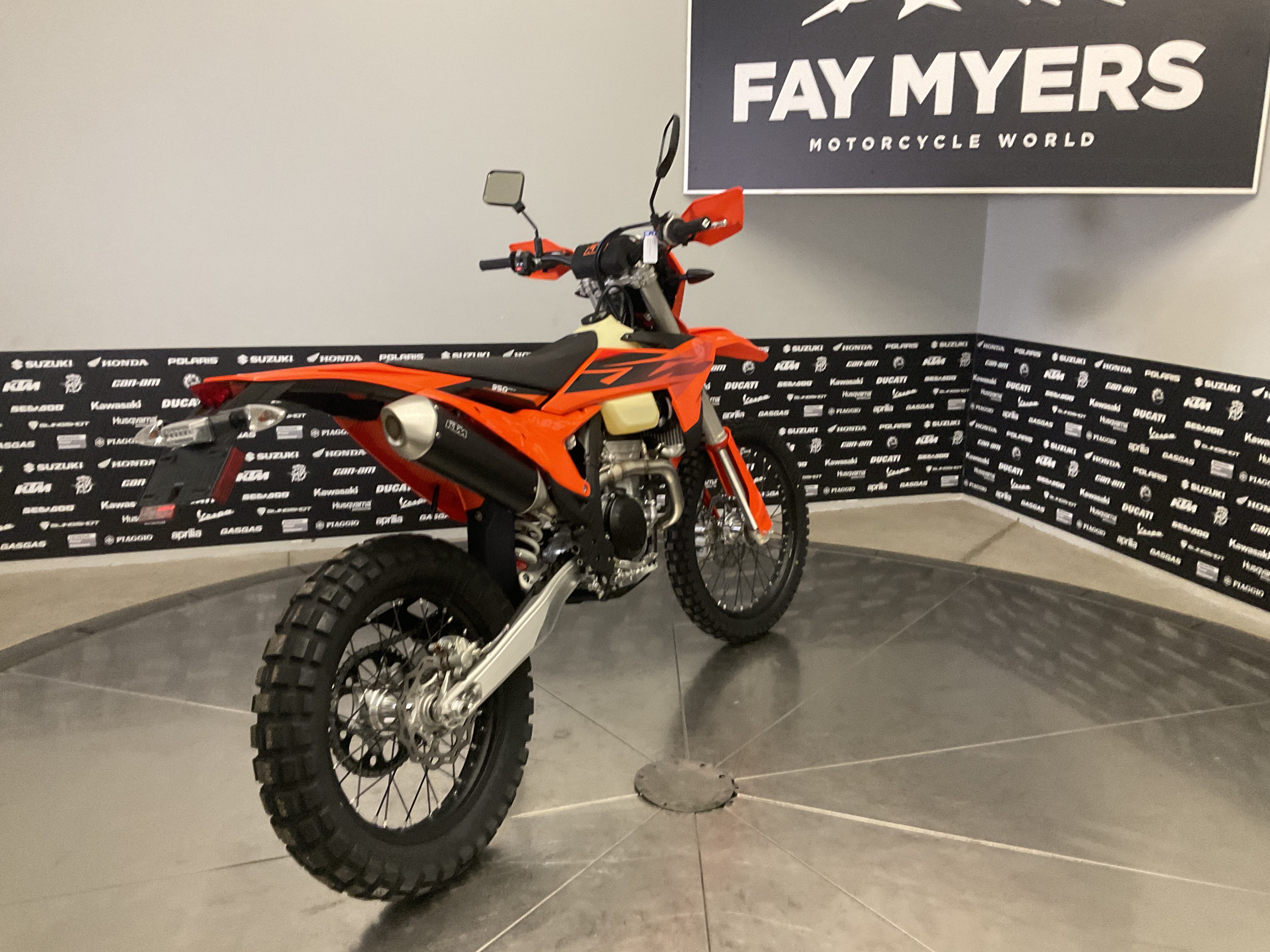 2027 KTM 350 EXC-F New Units - KTM Motorcycle