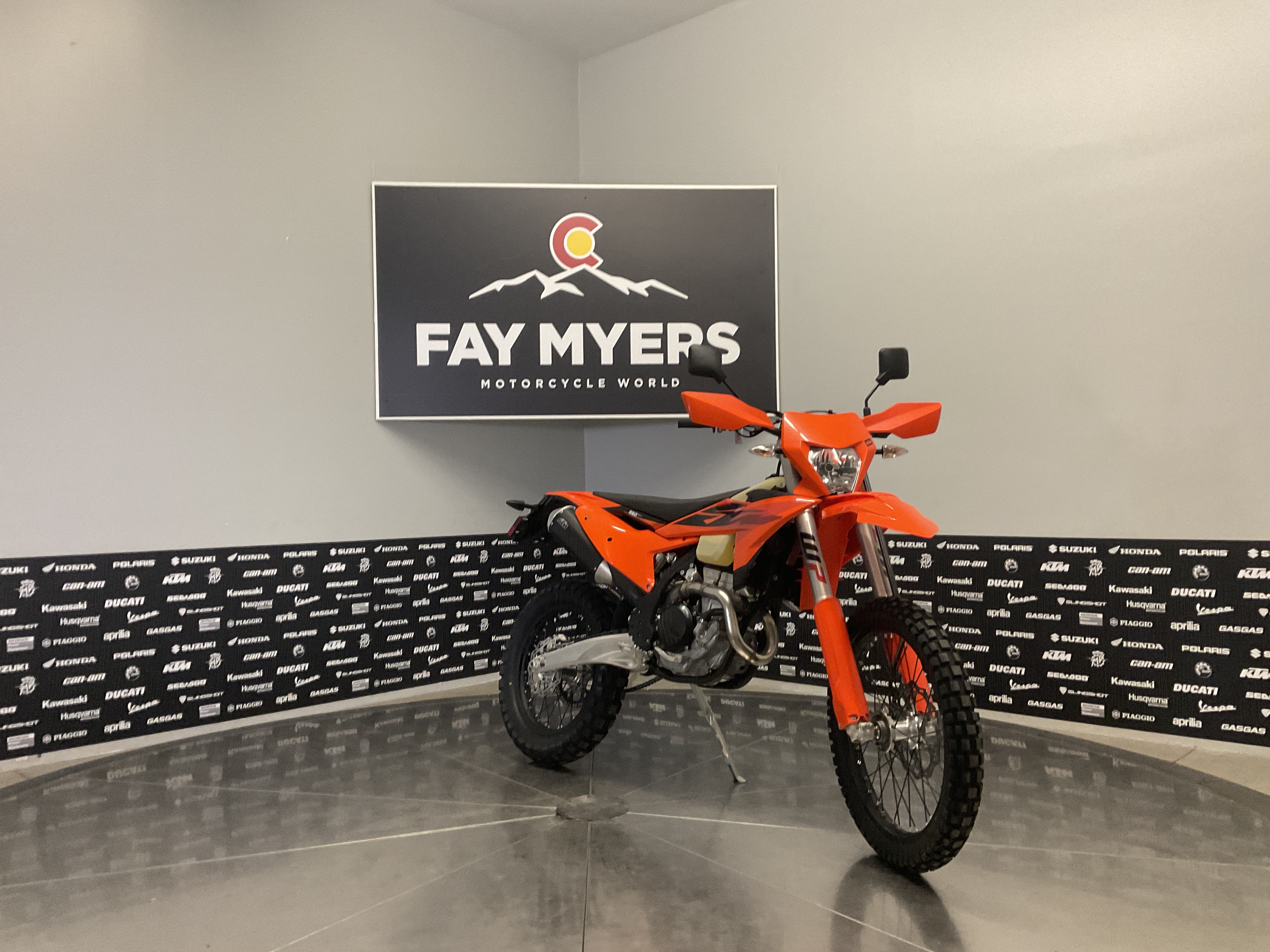 2027 KTM 350 EXC-F New Units - KTM Motorcycle