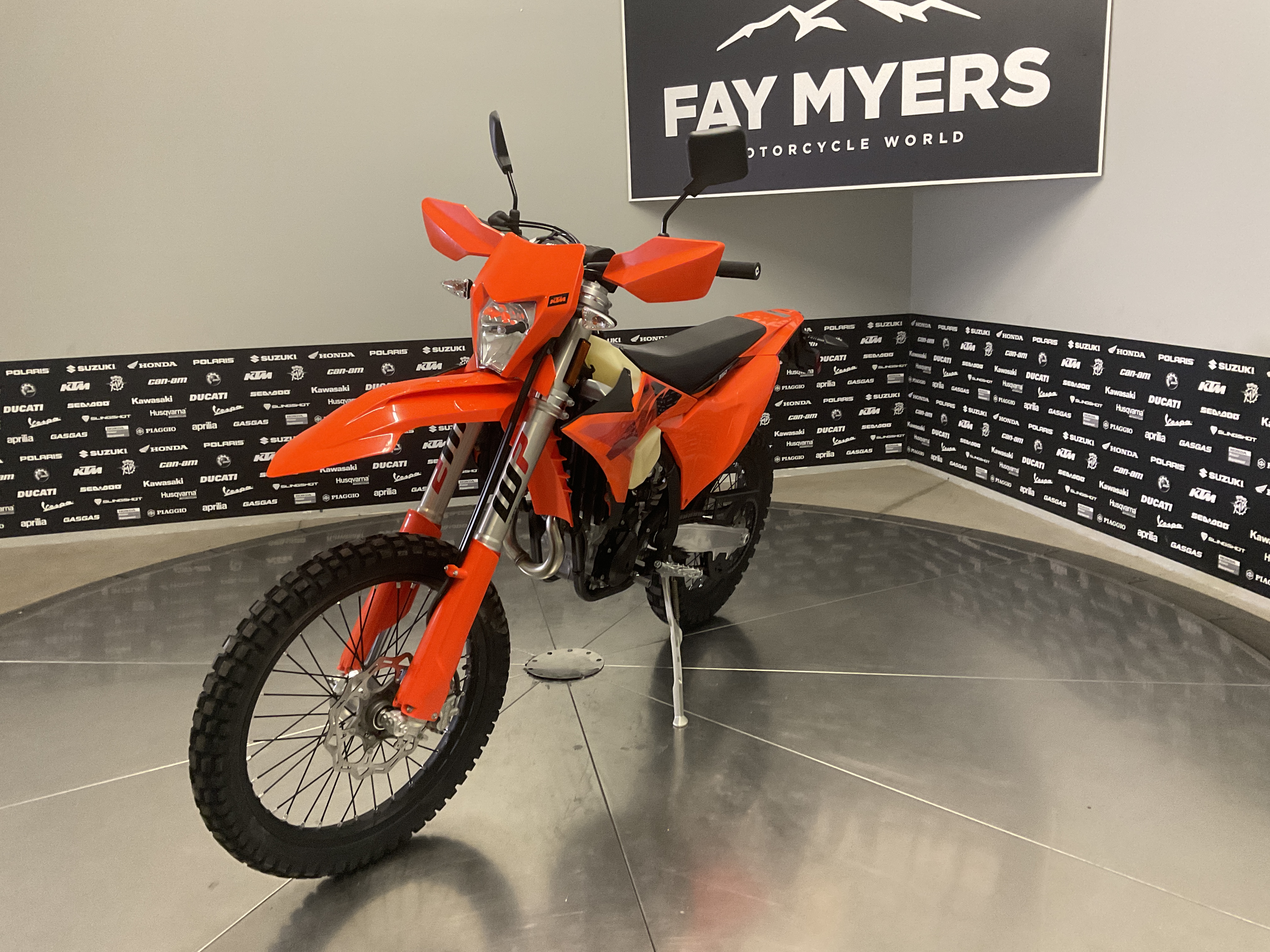 2027 KTM 350 EXC-F New Units - KTM Motorcycle