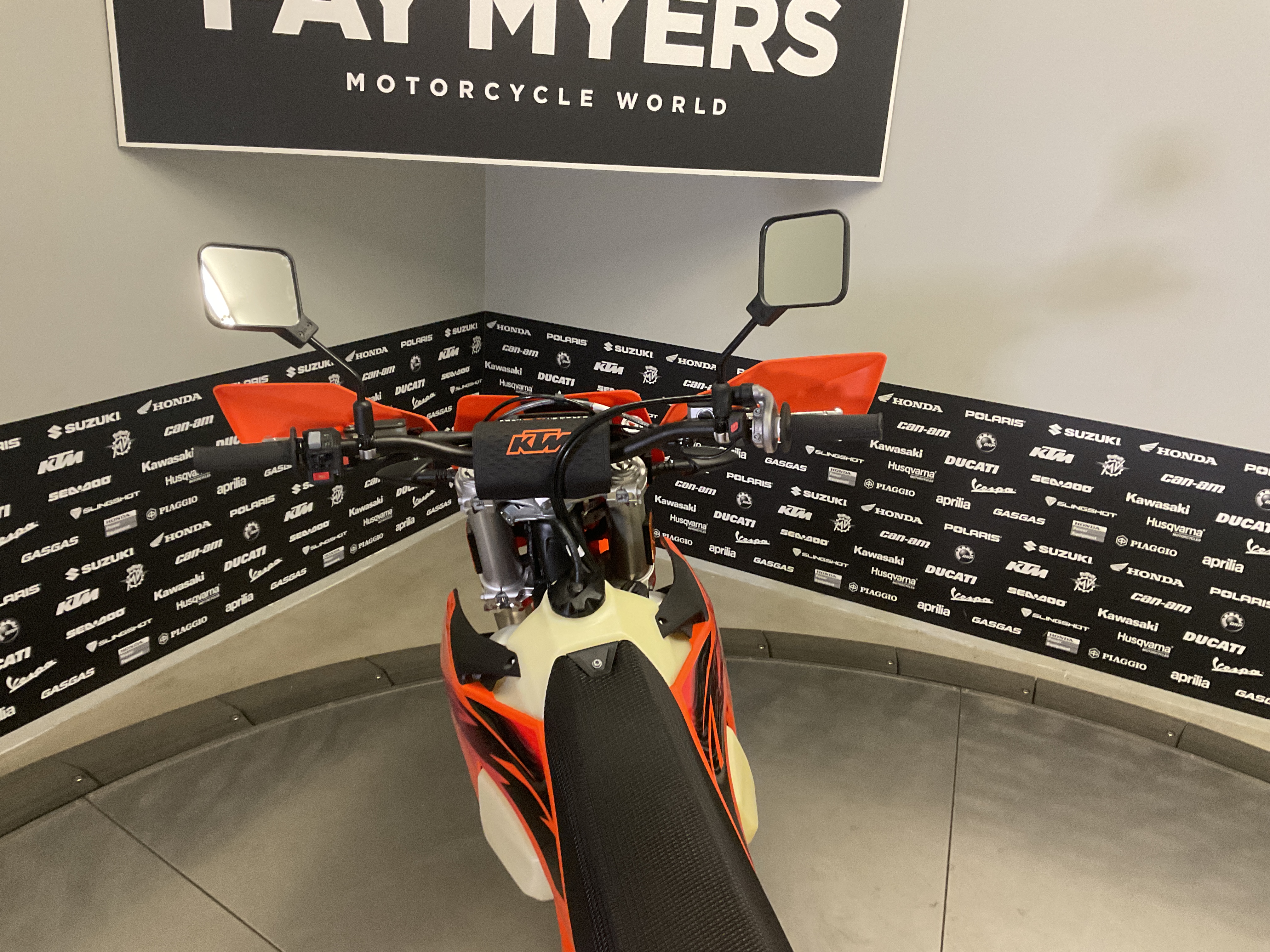 2027 KTM 350 EXC-F New Units - KTM Motorcycle