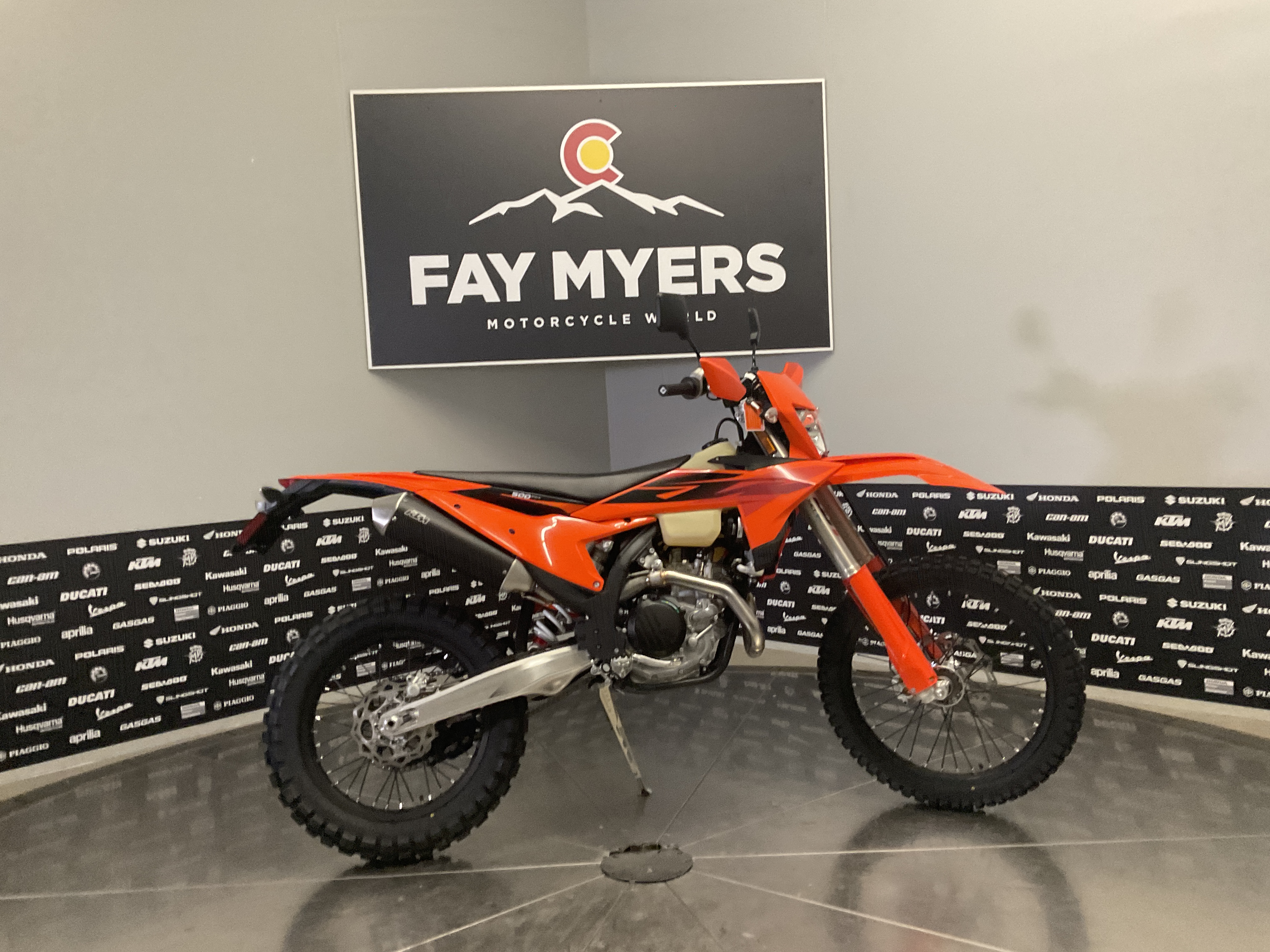 2027 KTM 500 EXC F New Units - KTM Dirt Bike