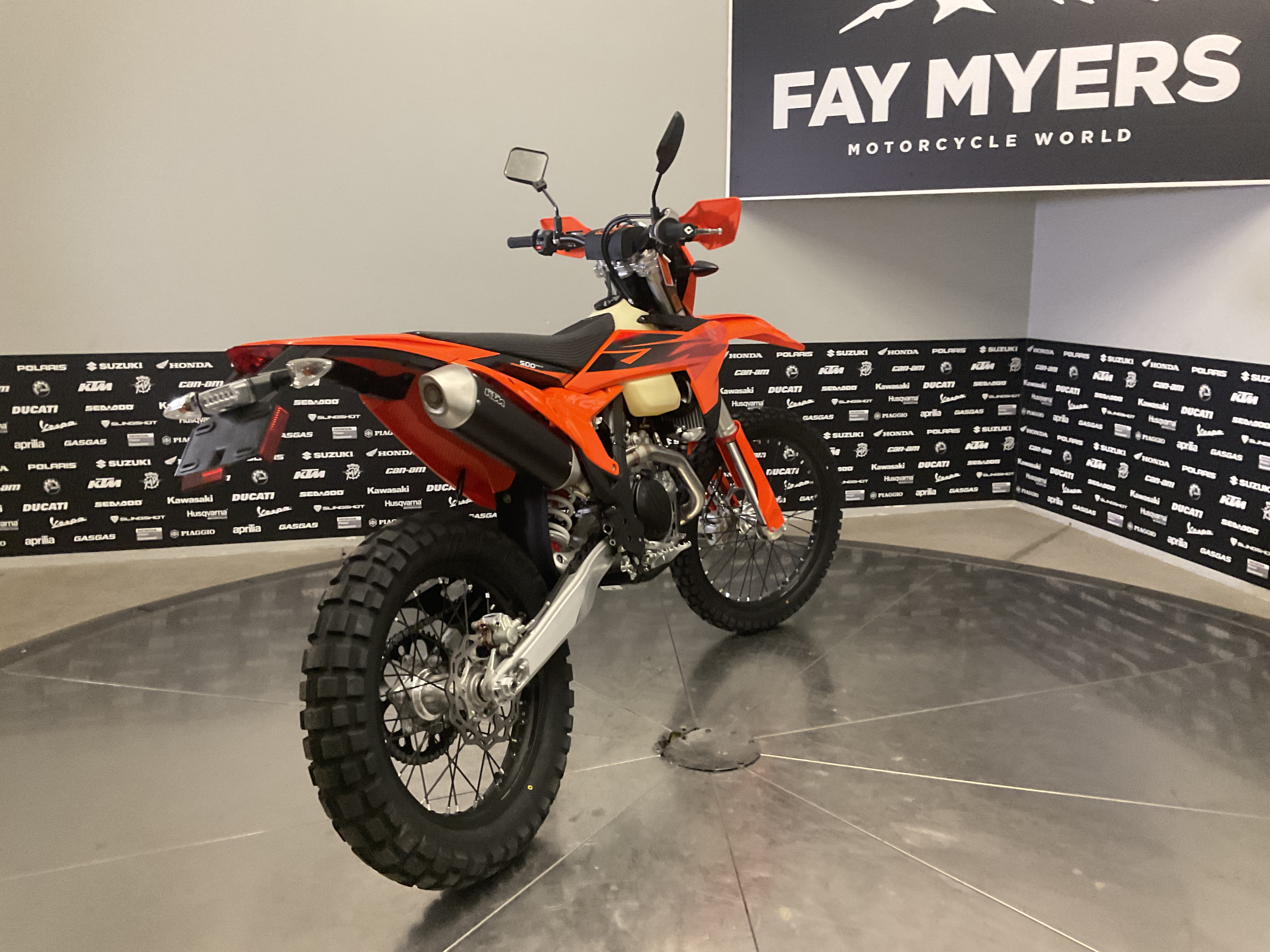 2027 KTM 500 EXC F New Units - KTM Dirt Bike