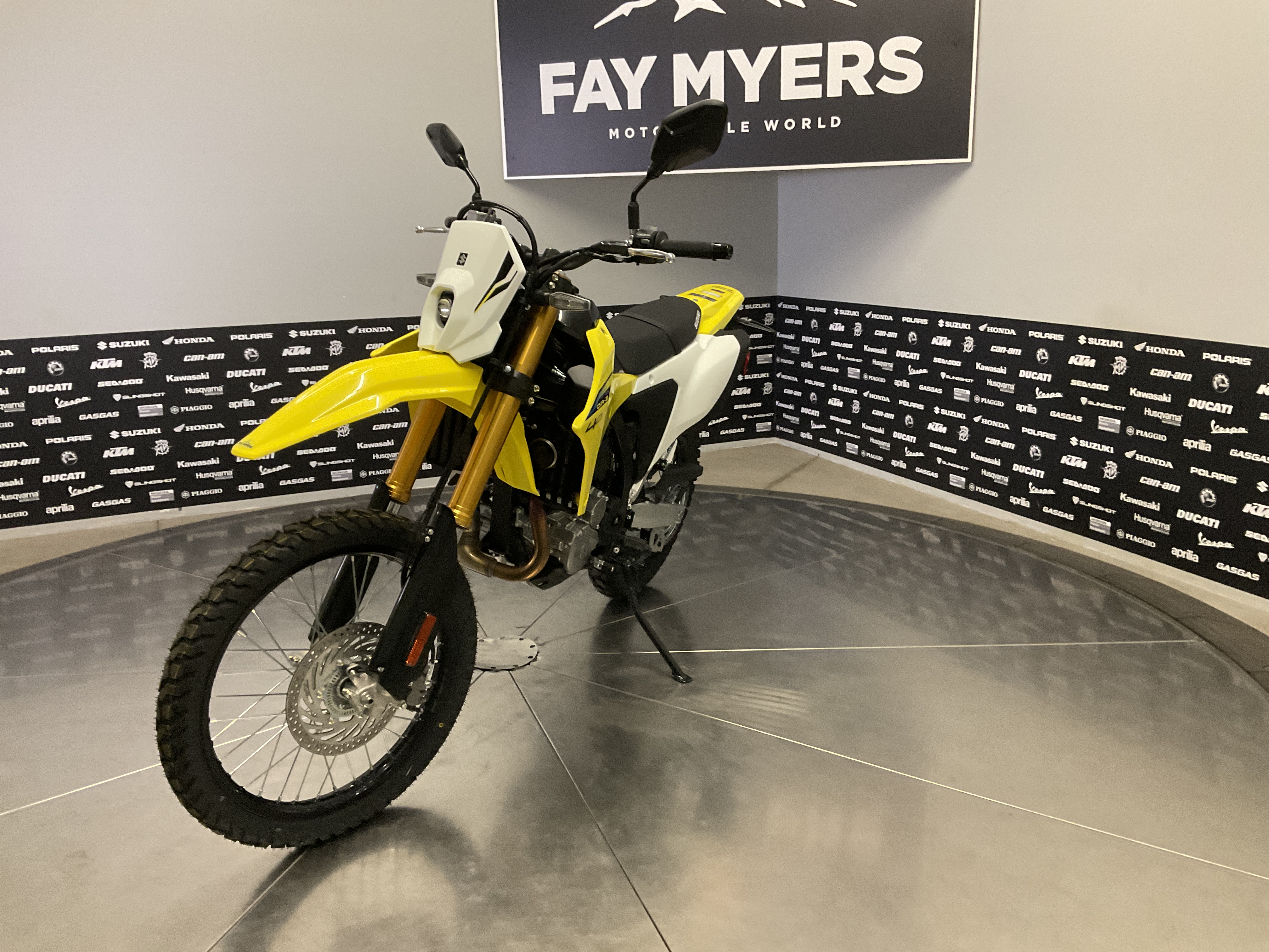 2027 SUZUKI DR-Z4S+ New Units - Suzuki Motorcycle