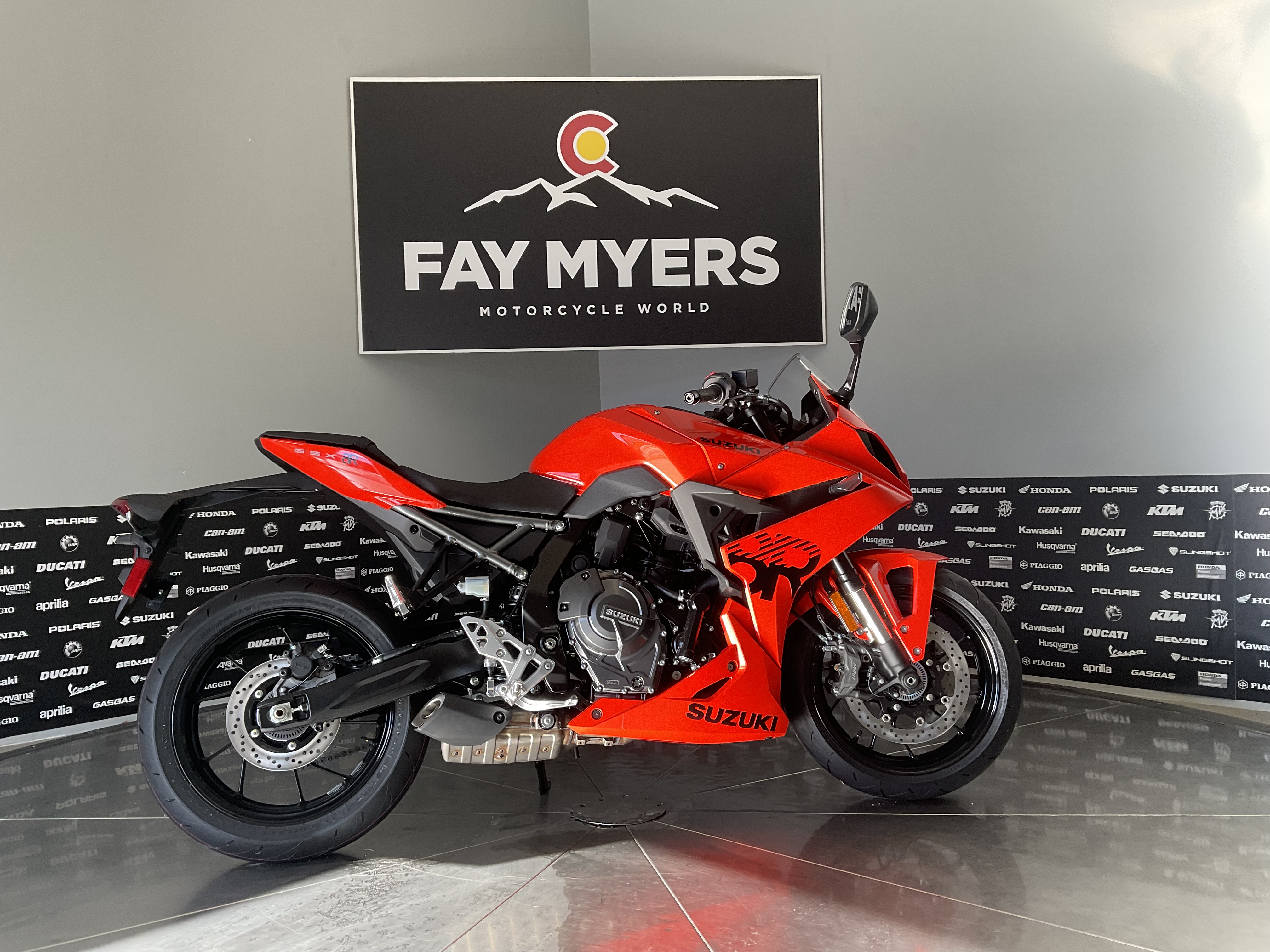 2027 SUZUKI GSX-8R New Units - Suzuki Motorcycle