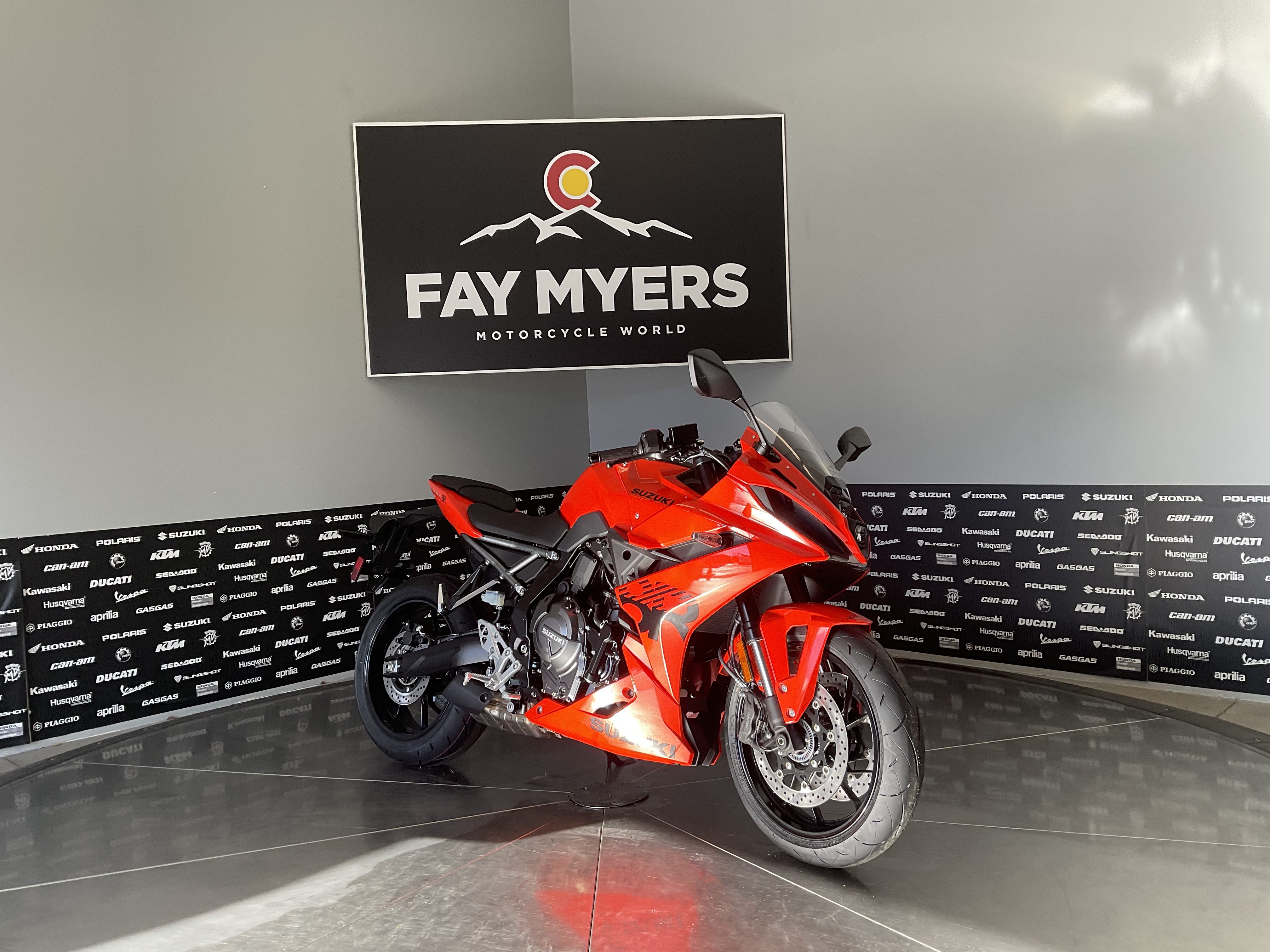 2027 SUZUKI GSX-8R New Units - Suzuki Motorcycle