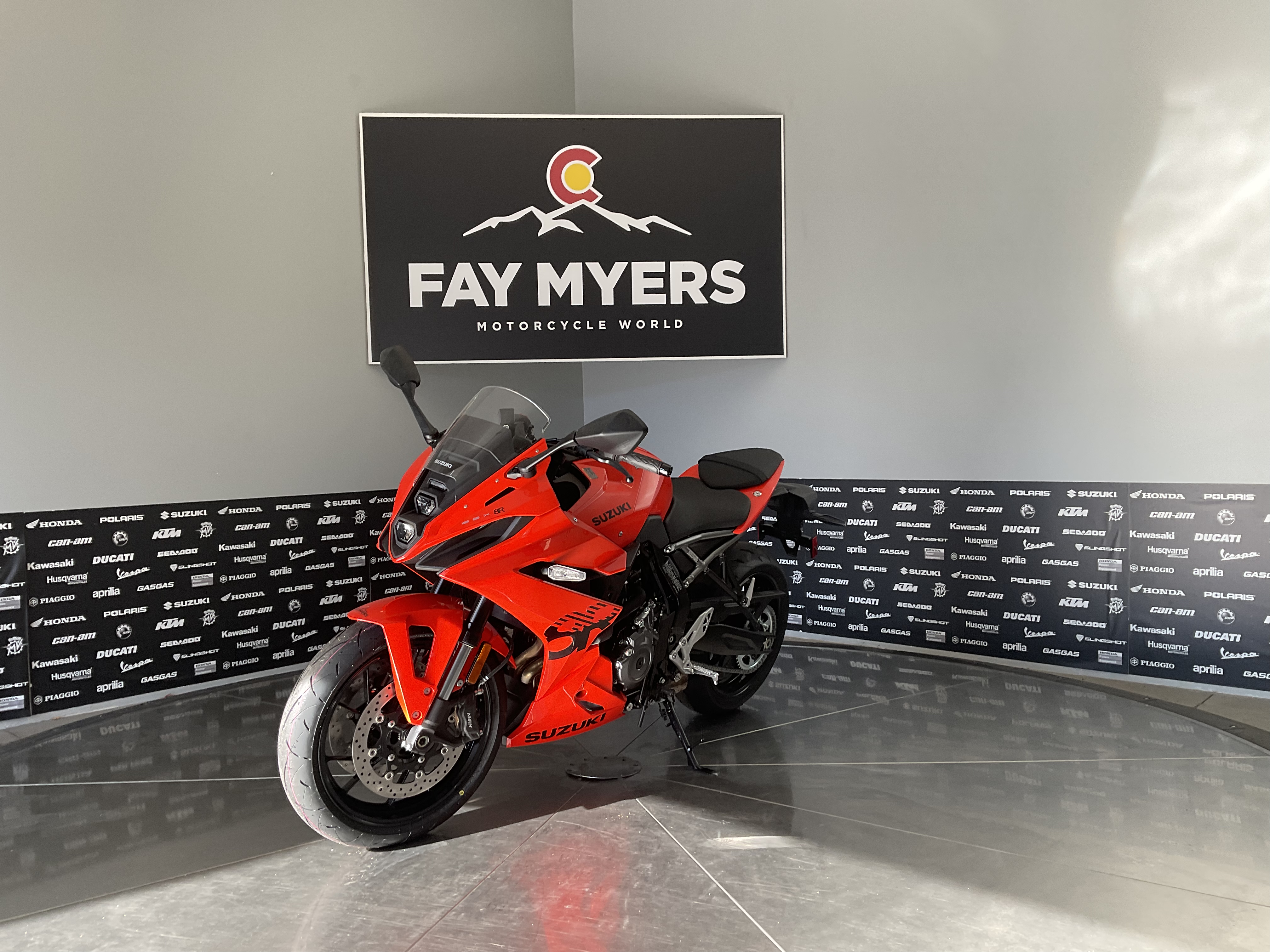 2027 SUZUKI GSX-8R New Units - Suzuki Motorcycle