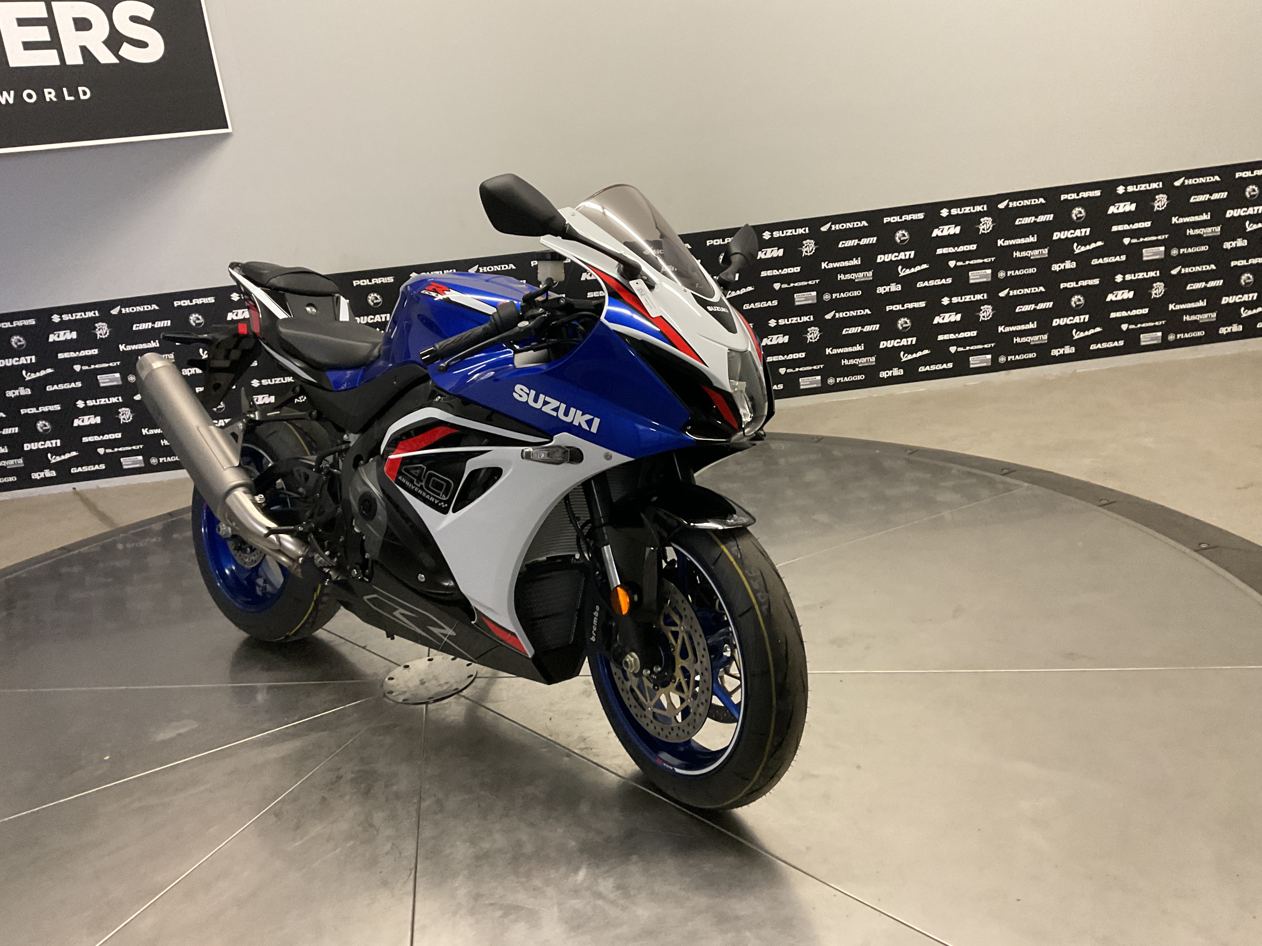 2027 SUZUKI GSX-R1000 40TH ANNIVERSARY EDITION New Units - Suzuki Motorcycle