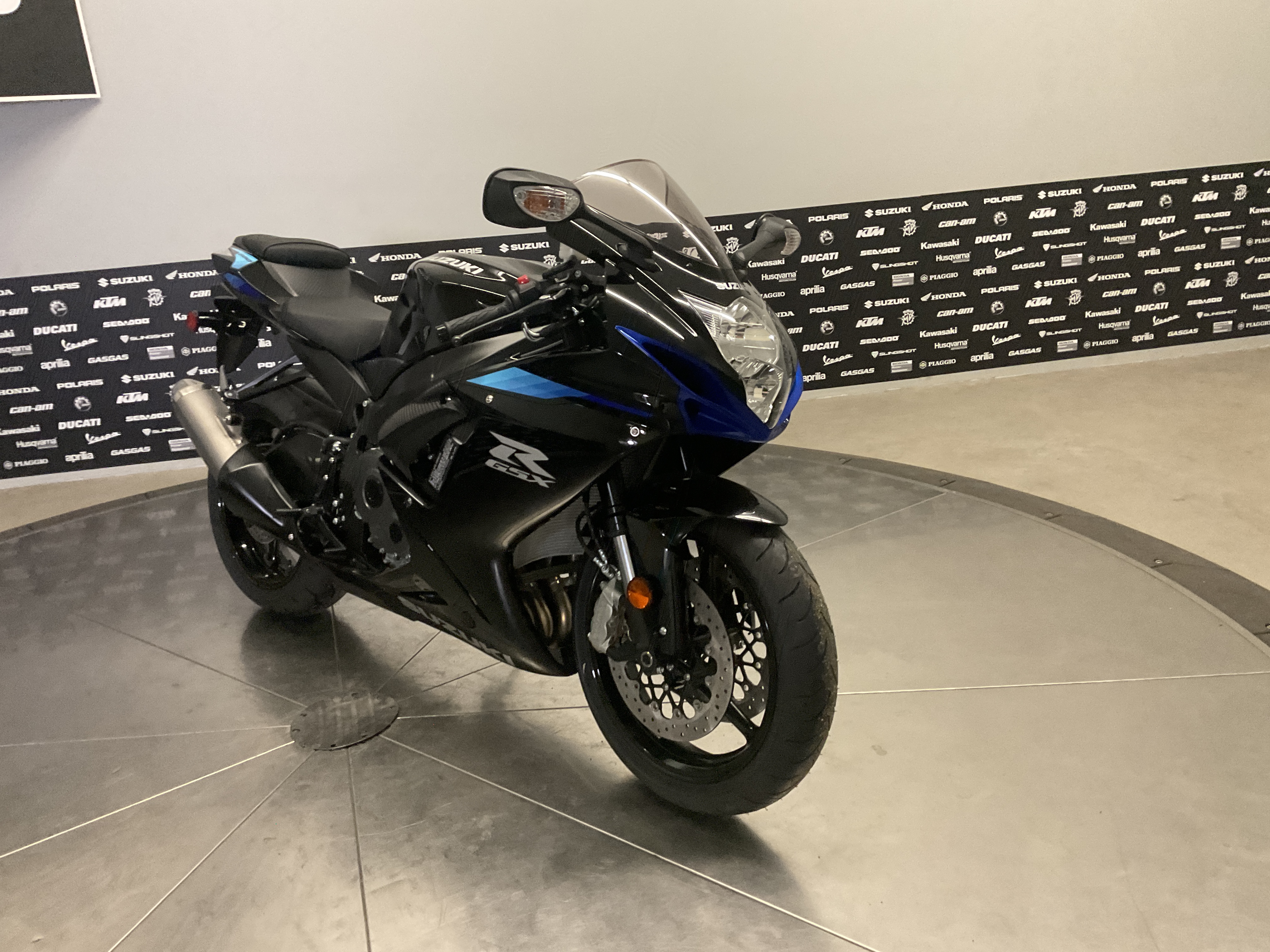 2027 SUZUKI GSX-R600 New Units - Suzuki Motorcycle