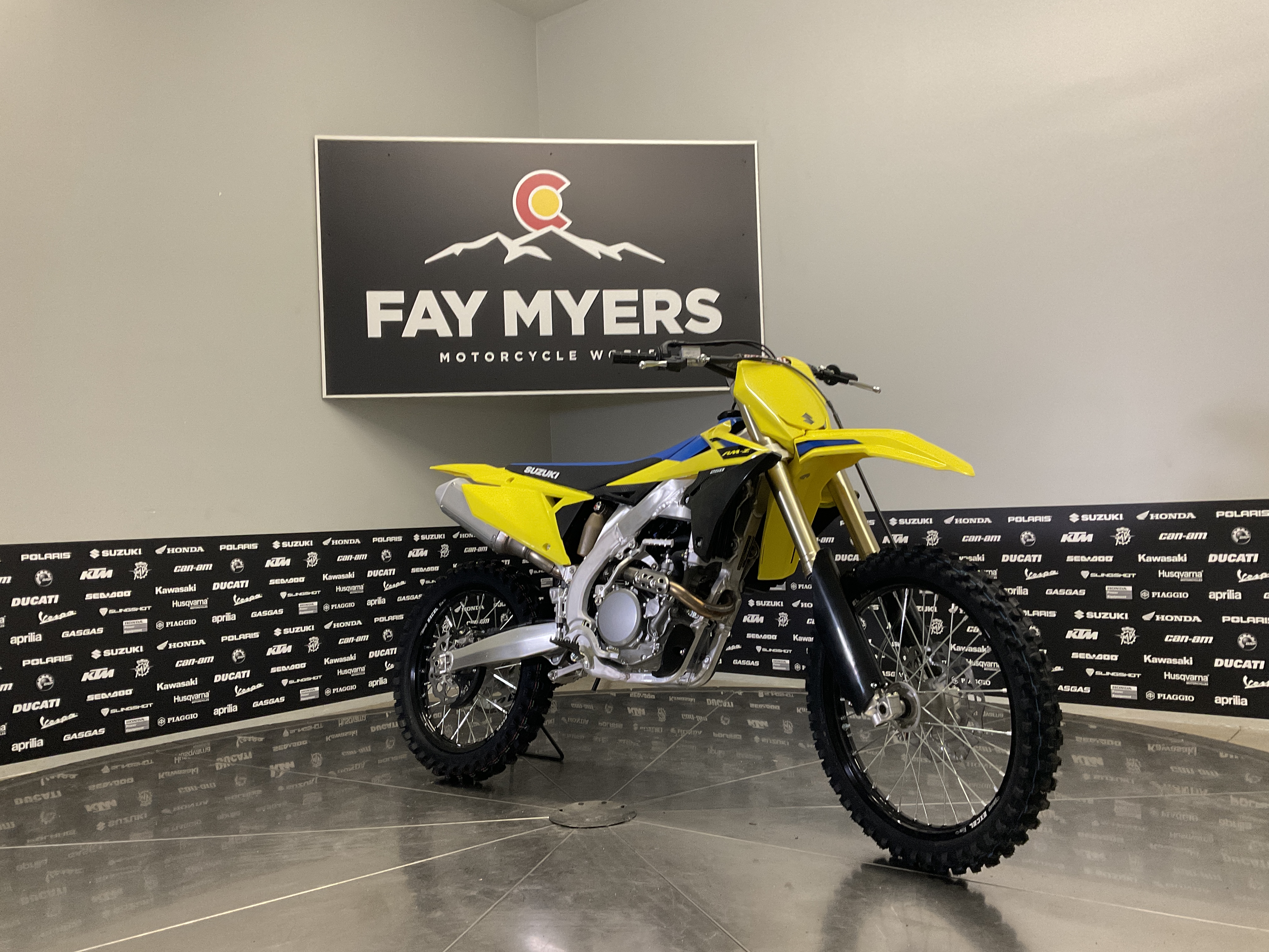2027 SUZUKI RM-Z250 New Units - Suzuki Dirt Bike