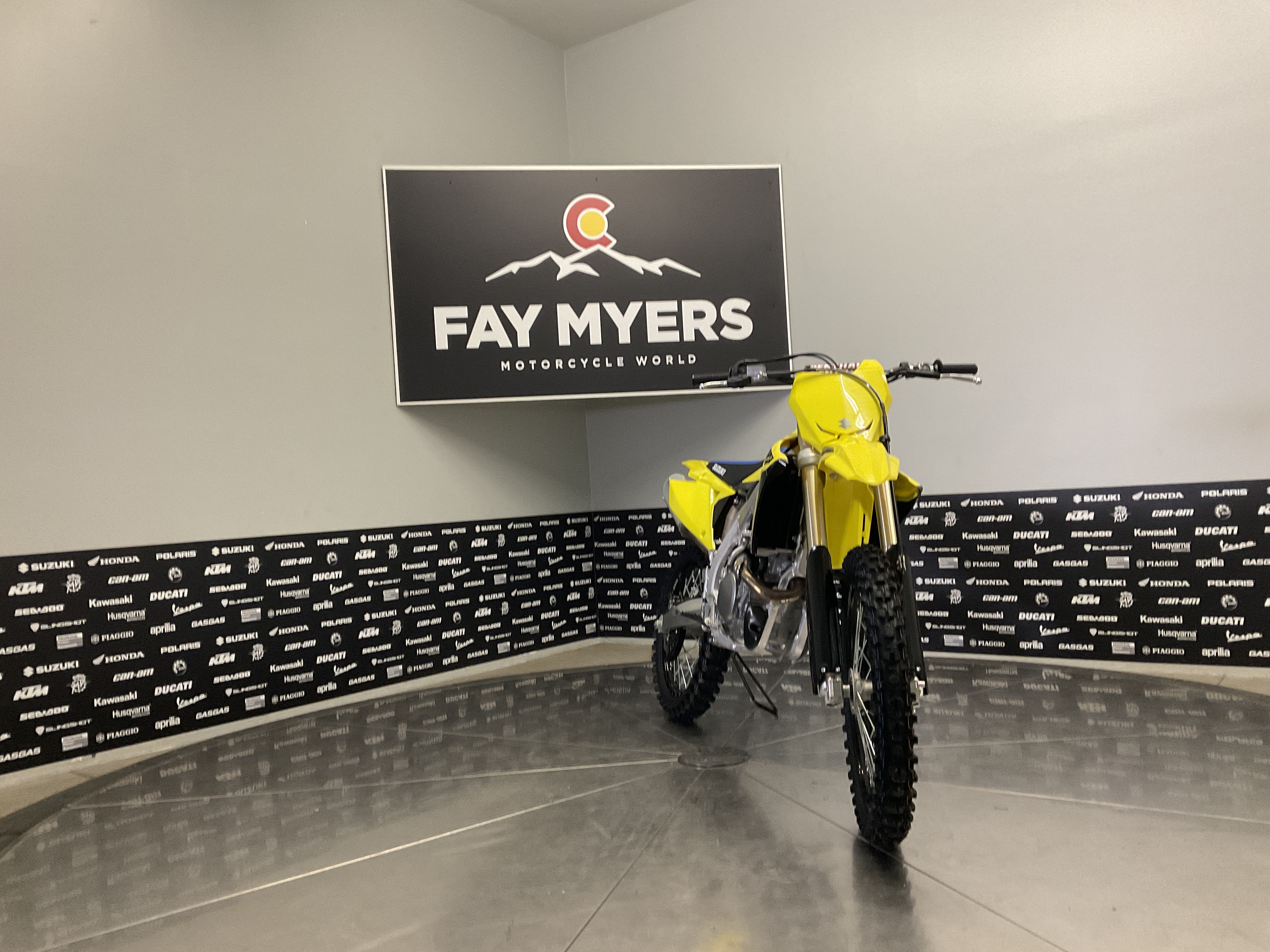 2027 SUZUKI RM-Z250 New Units - Suzuki Dirt Bike
